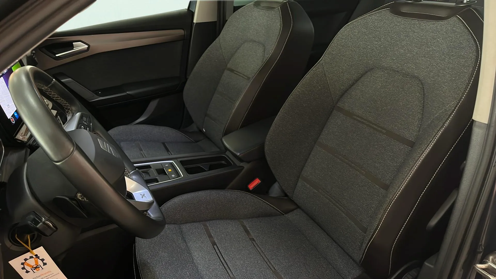 SEAT León 2.0 TDI DSG-7 FR Go L - foto 16