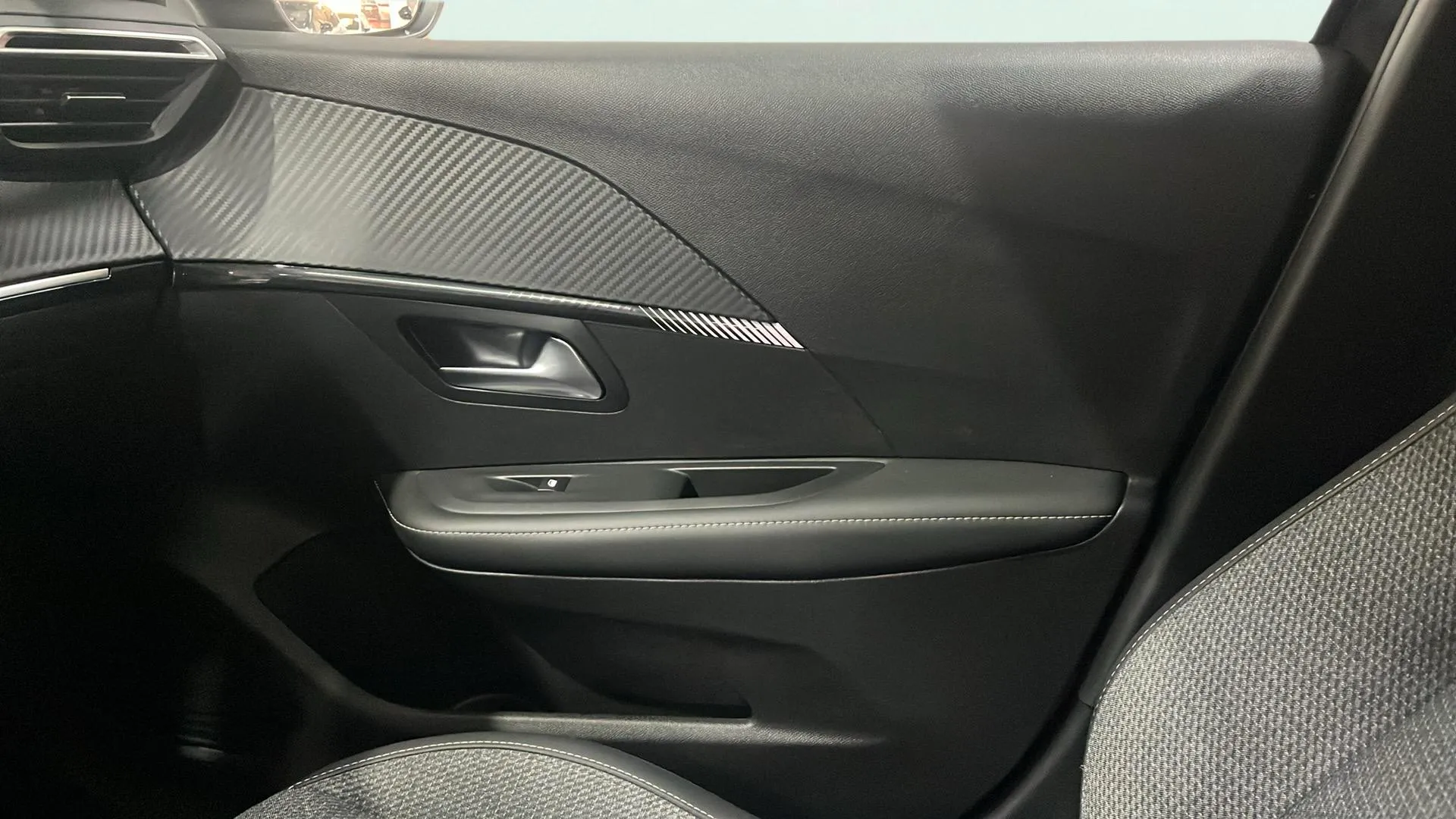 Peugeot 208 Allure Gasolina 100 - foto 11