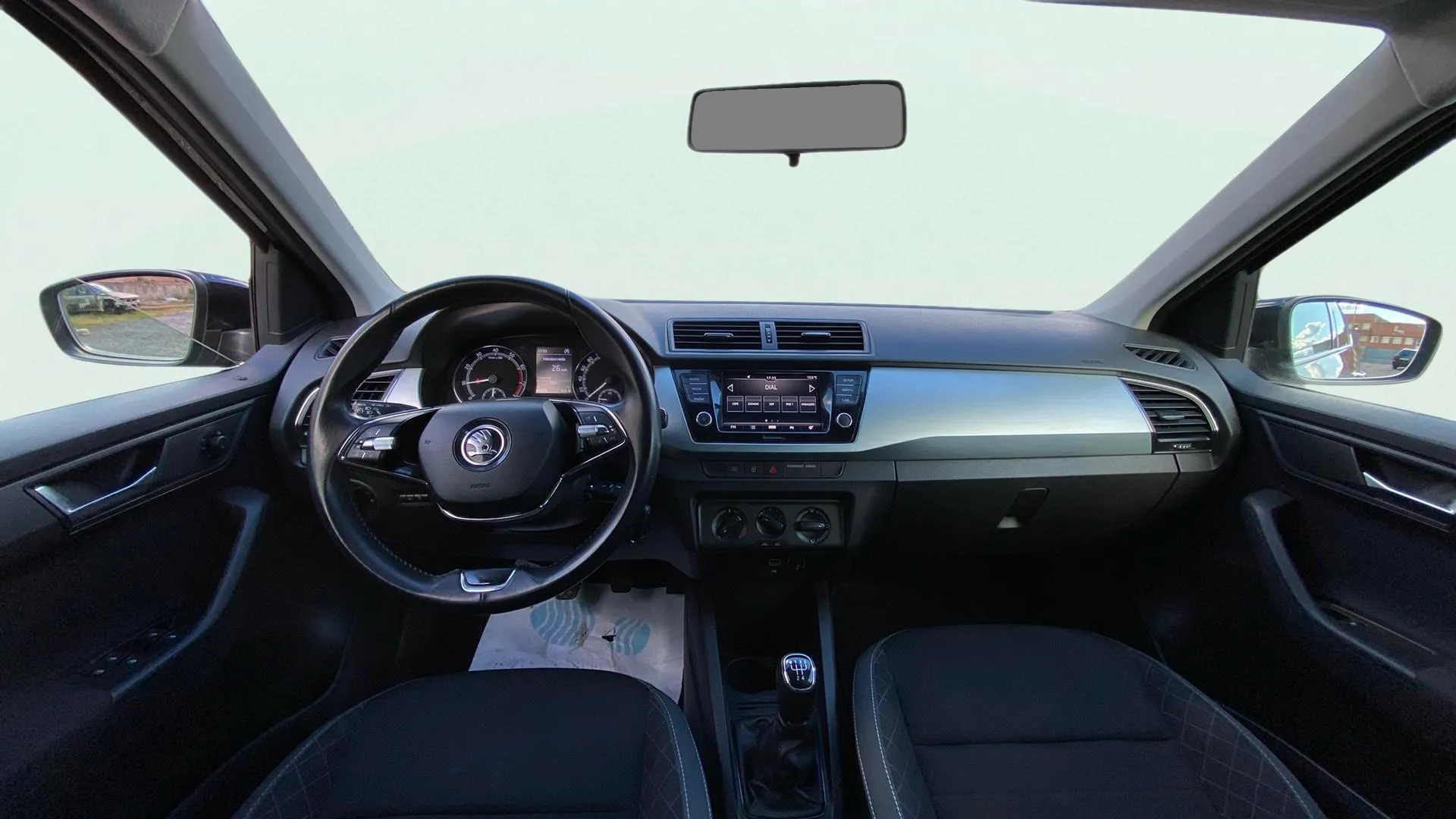 Škoda Fabia 1.0 TSI Ambition Plus - foto 16