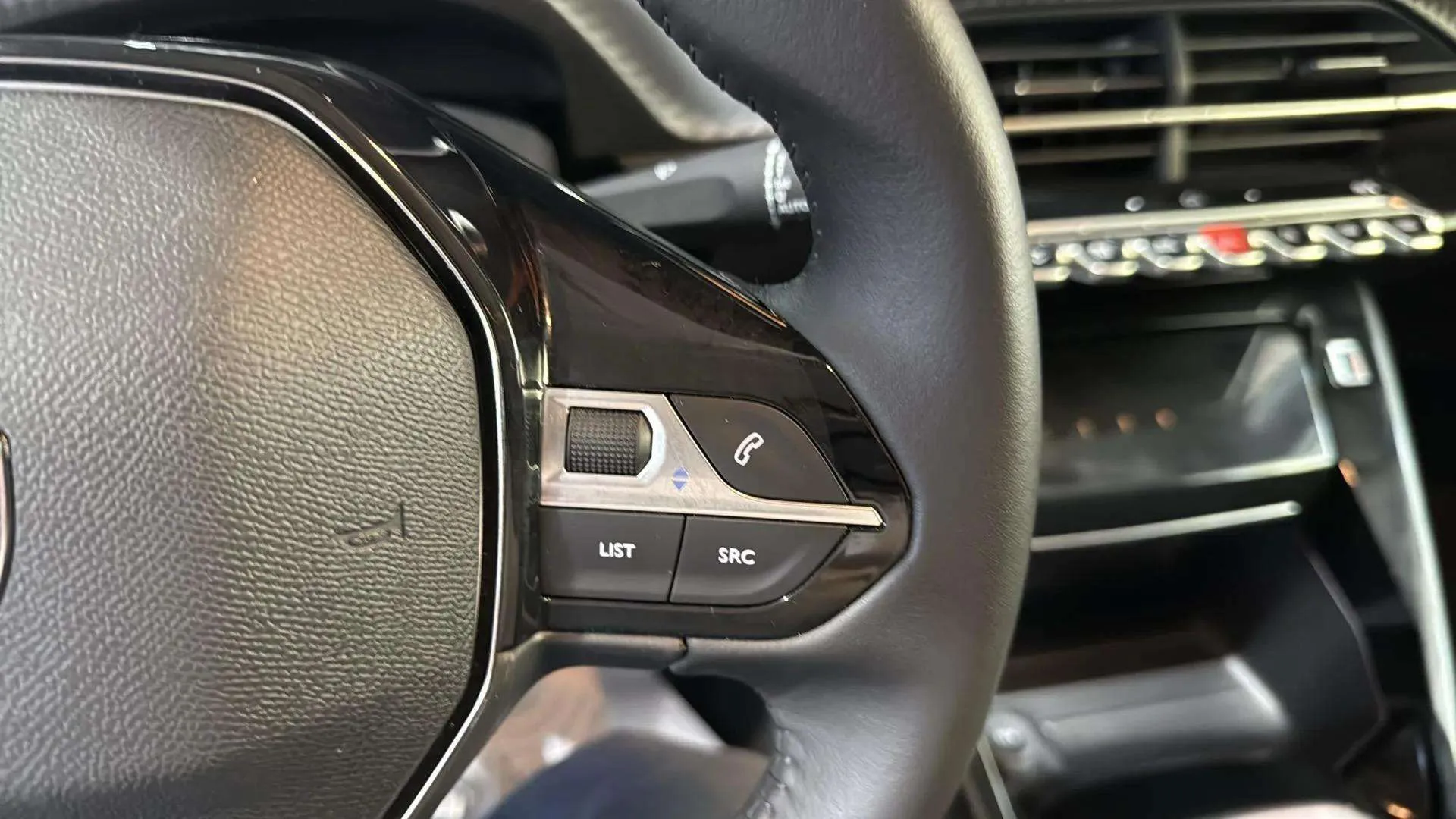 Peugeot 208 Allure Gasolina 100 - foto 16