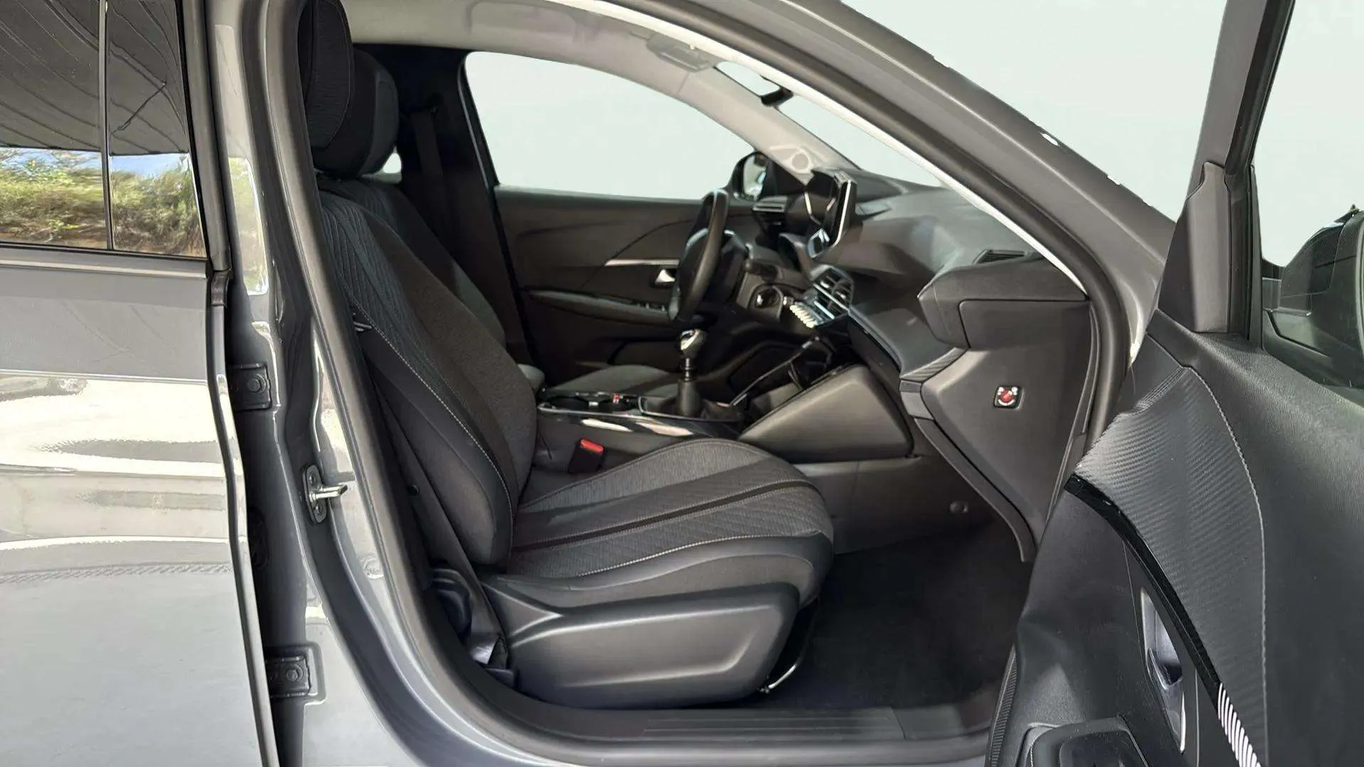 Peugeot 208 Allure Gasolina 100 - foto 17