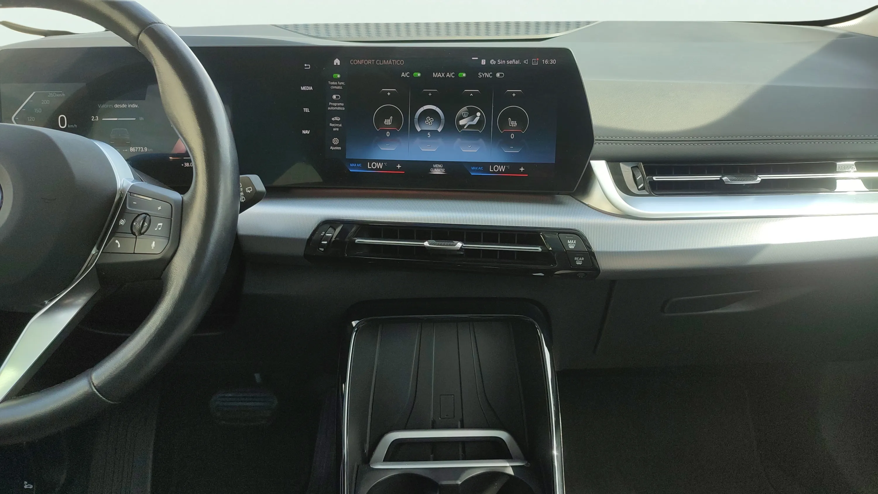 BMW Serie 2 Active Tourer 218i - foto 13