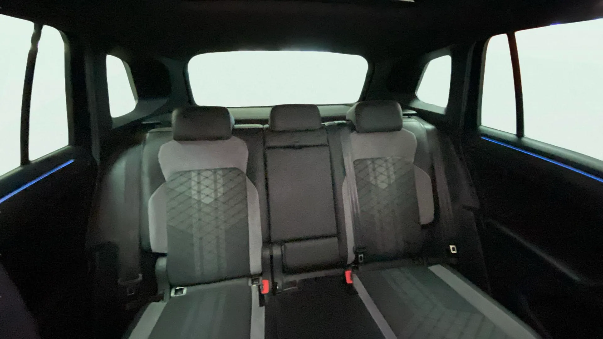 Volkswagen Tiguan R-Line 2.0 TDI DSG - foto 14