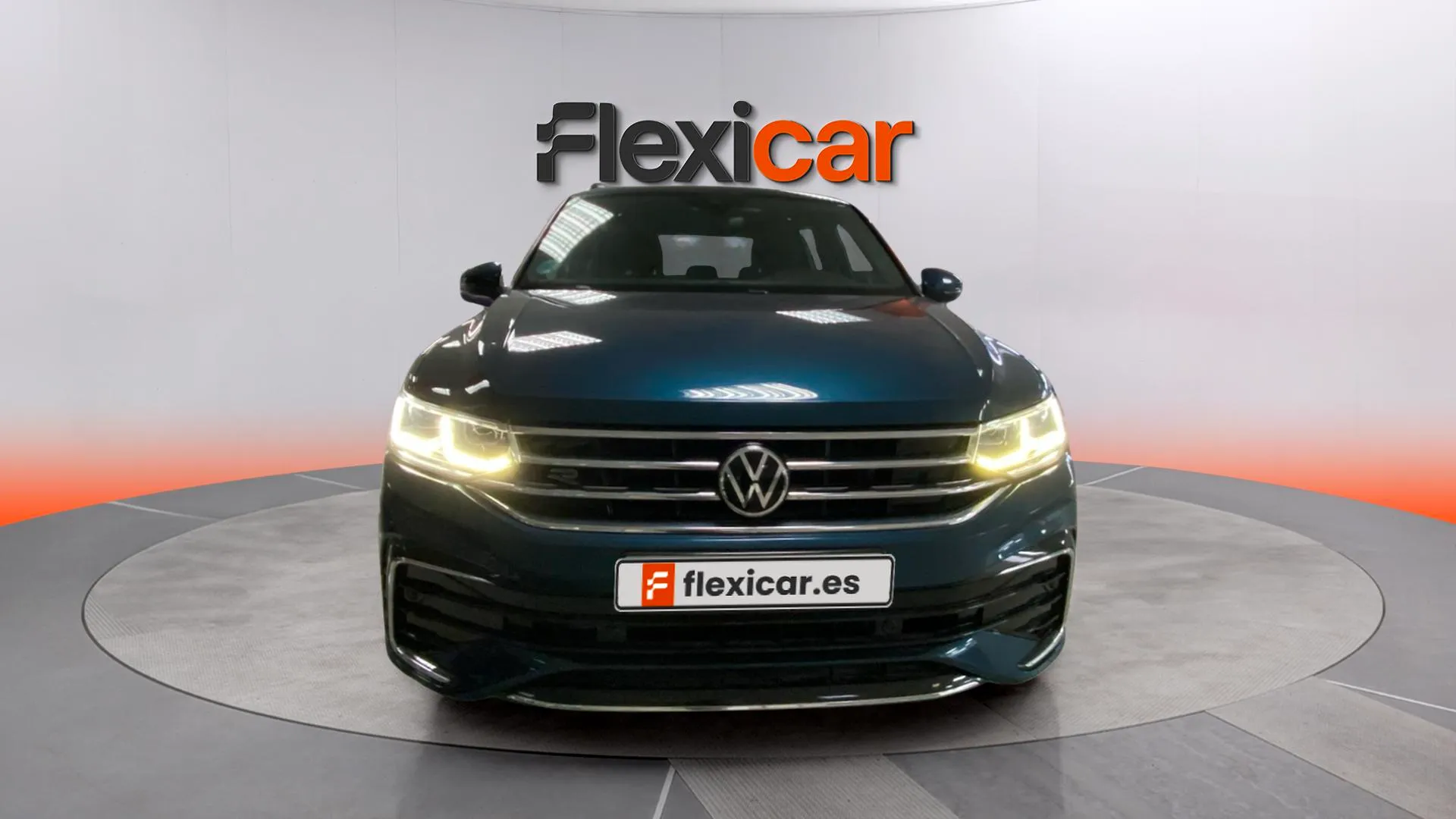 Volkswagen Tiguan R-Line 2.0 TDI DSG - foto 8