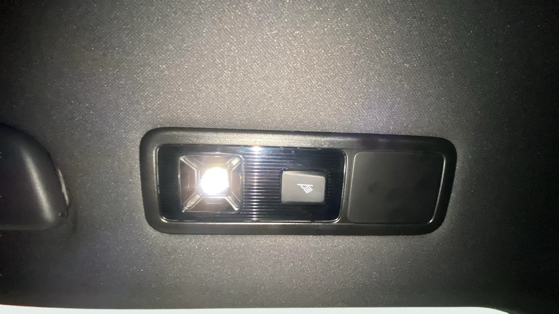 Volkswagen Tiguan R-Line 2.0 TDI DSG - foto 44