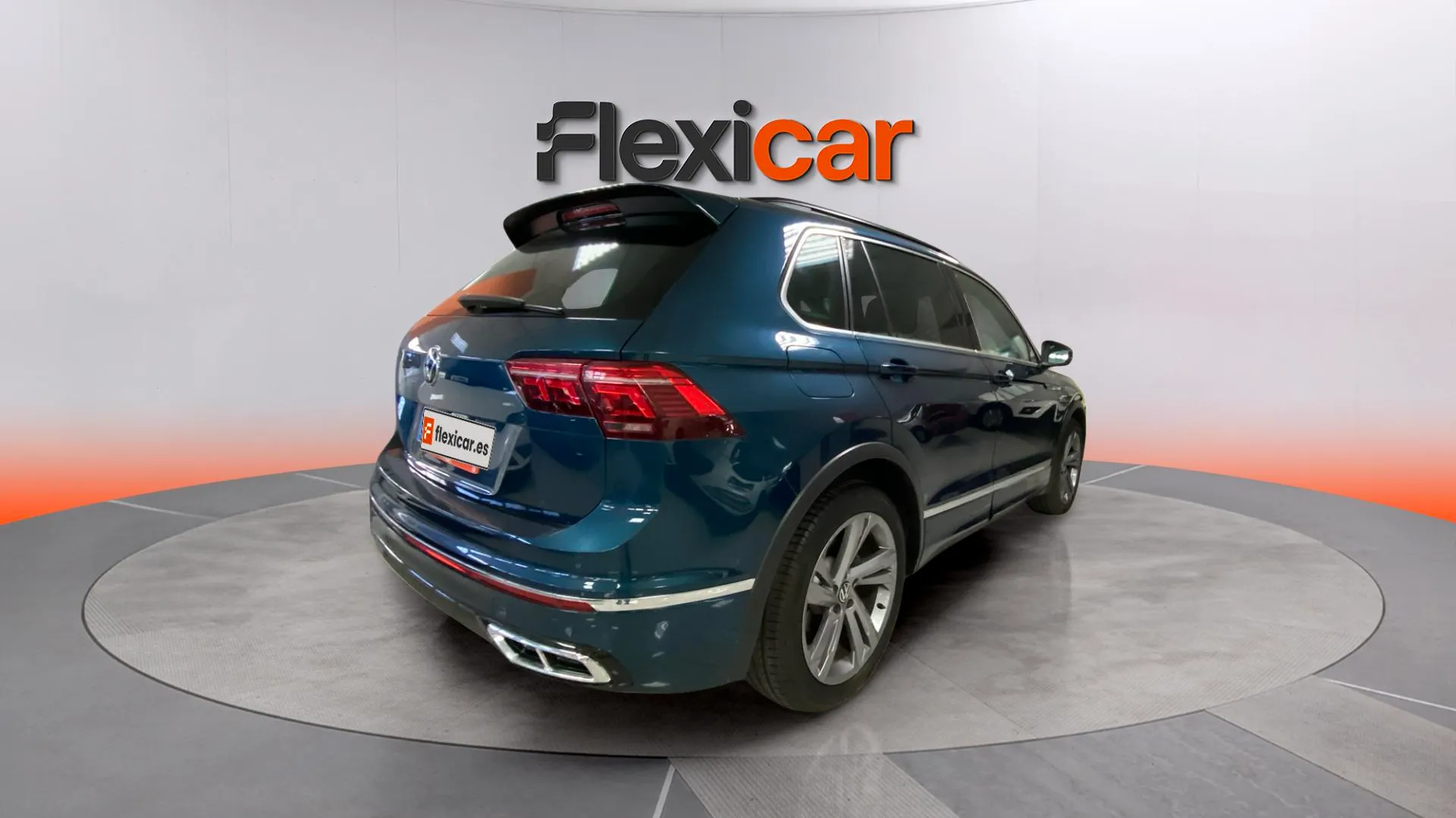 Volkswagen Tiguan R-Line 2.0 TDI DSG - foto 6