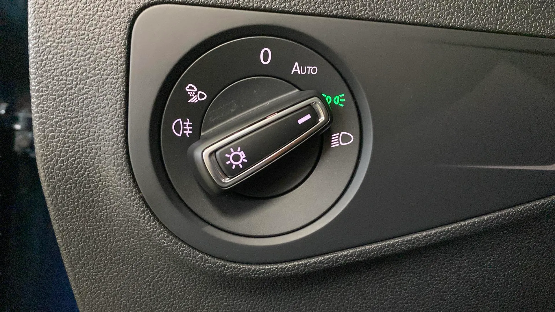 Volkswagen Tiguan R-Line 2.0 TDI DSG - foto 23