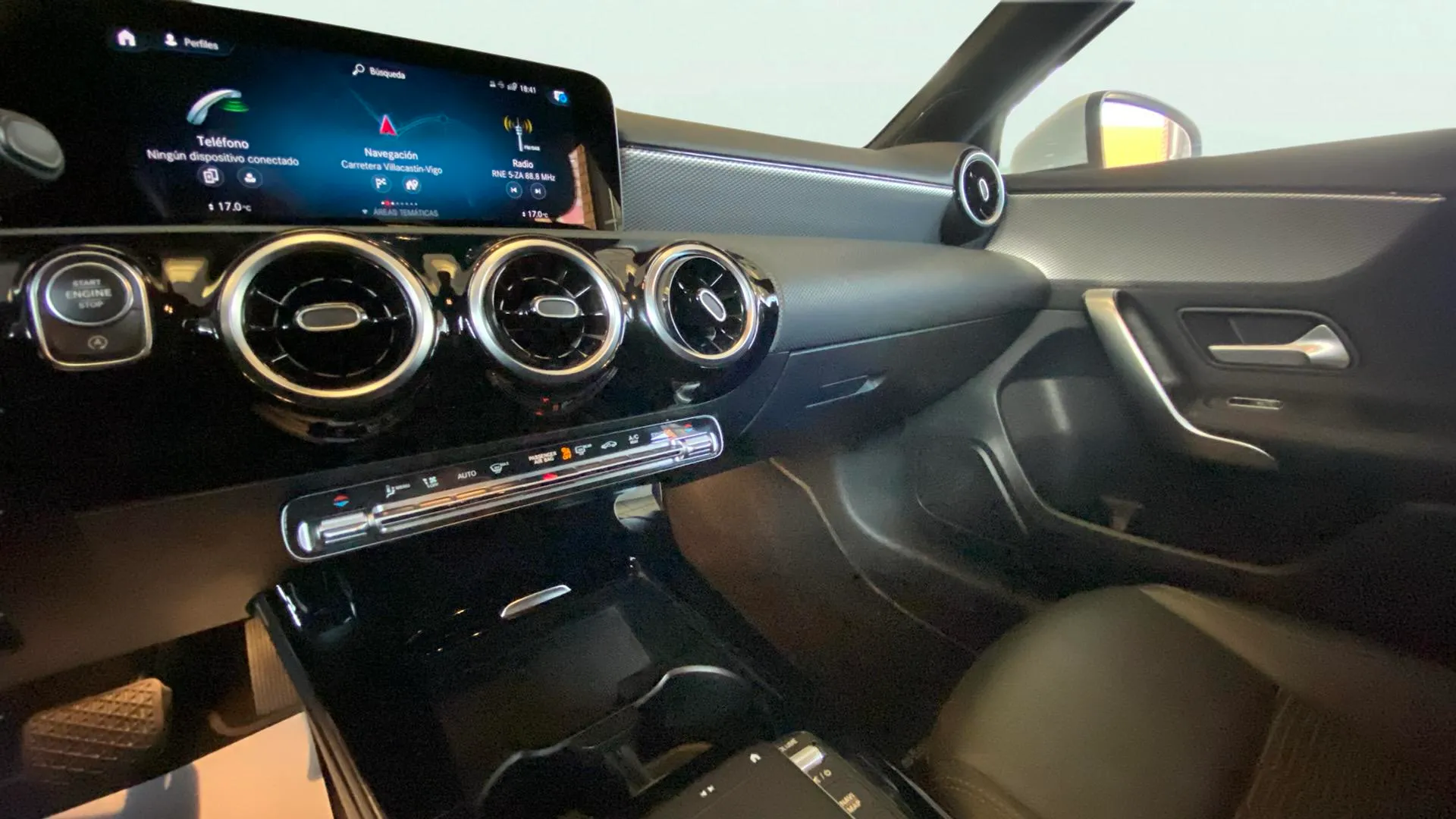 Mercedes-Benz Clase A A 180 d - foto 19