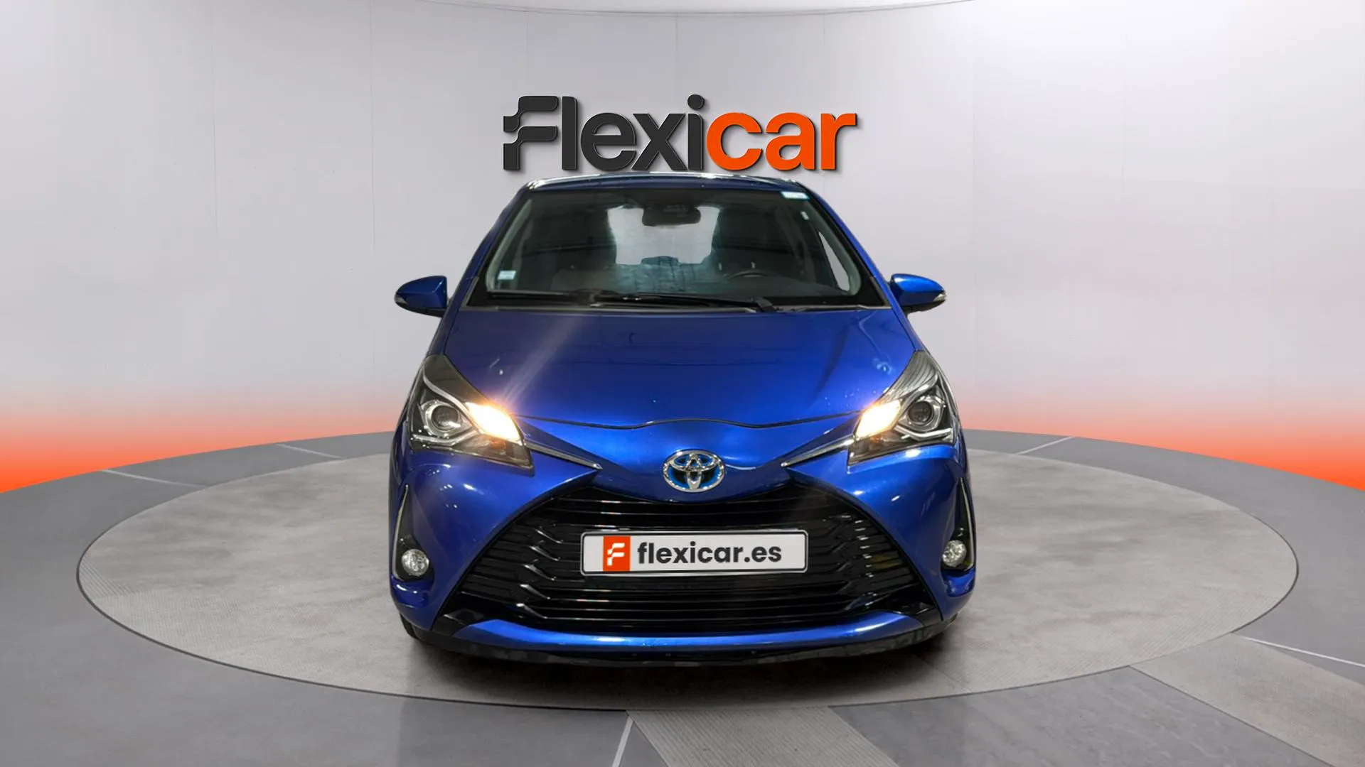 Toyota Yaris 1.5 120H Business Plus - foto 2