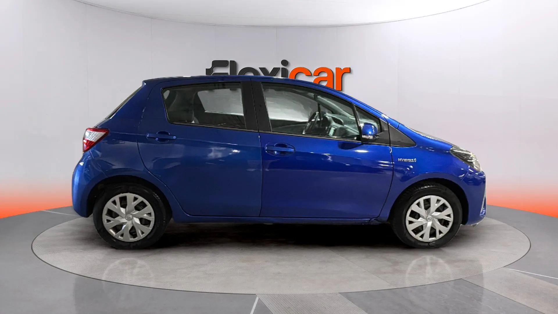 Toyota Yaris 1.5 120H Business Plus - foto 8