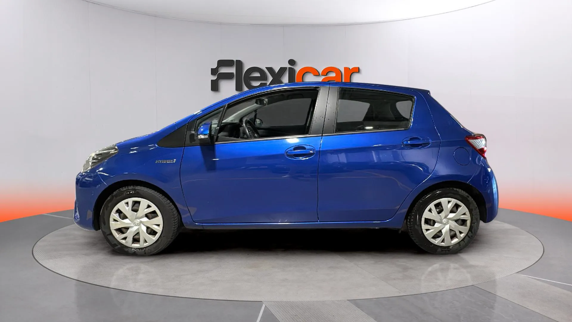 Toyota Yaris 1.5 120H Business Plus - foto 4