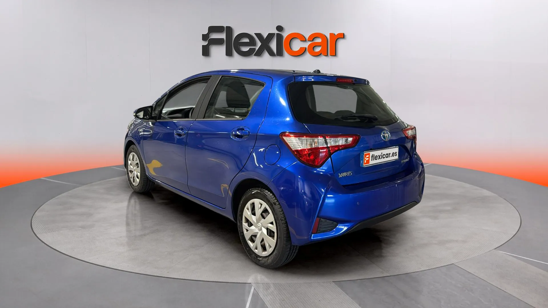 Toyota Yaris 1.5 120H Business Plus - foto 5