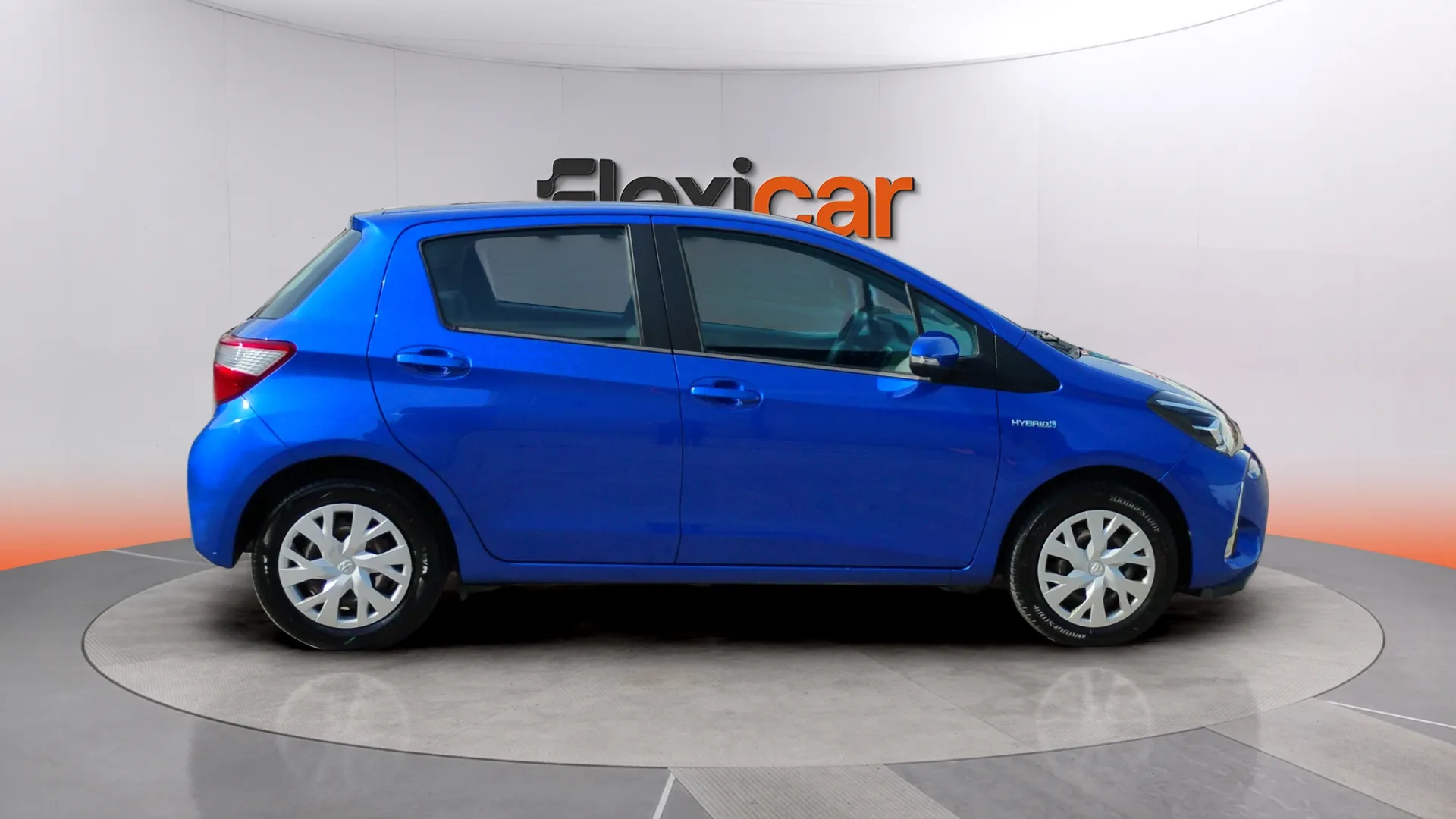 Toyota Yaris 1.5 120H Business Plus - foto 8