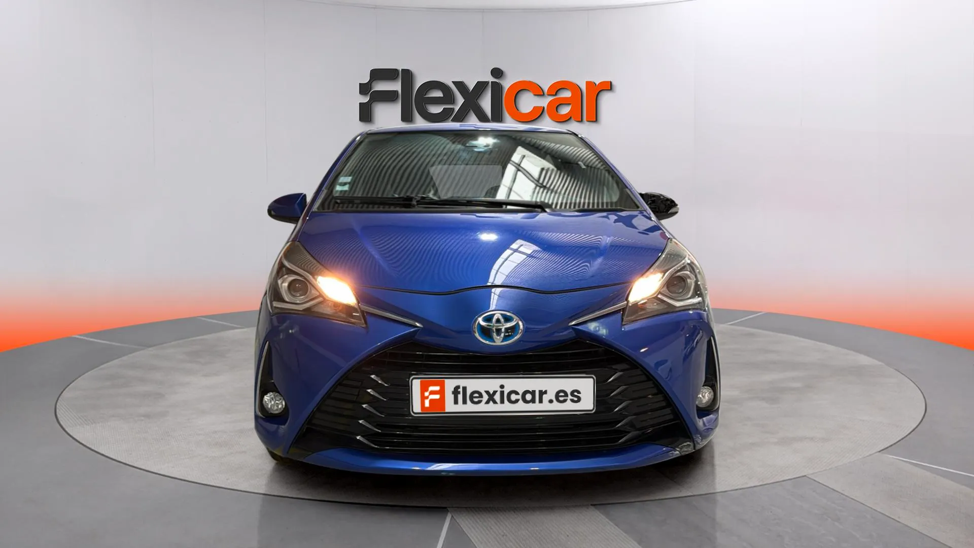 Toyota Yaris 1.5 120H Business Plus - foto 2