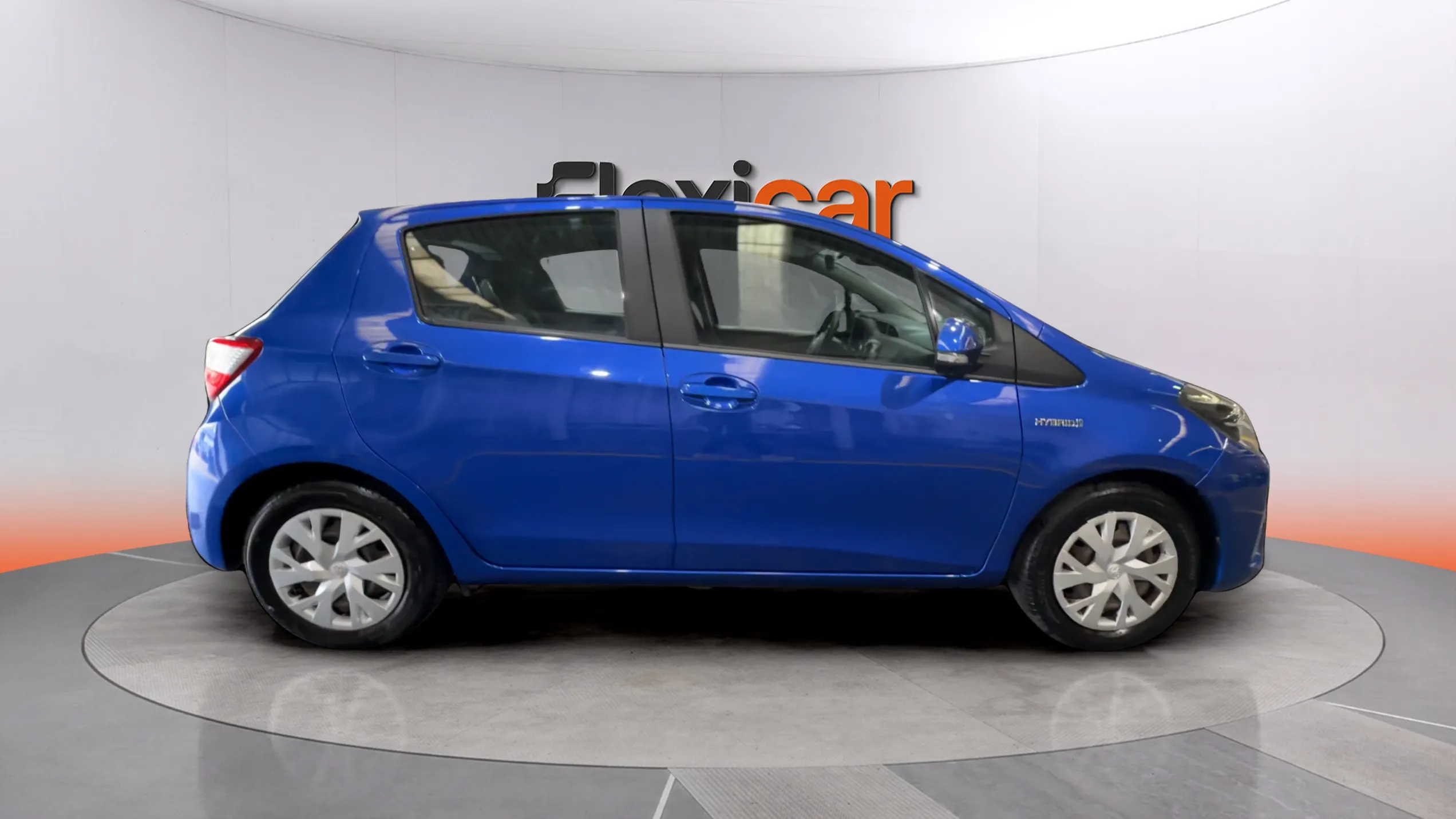 Toyota Yaris 1.5 120H Business Plus - foto 8