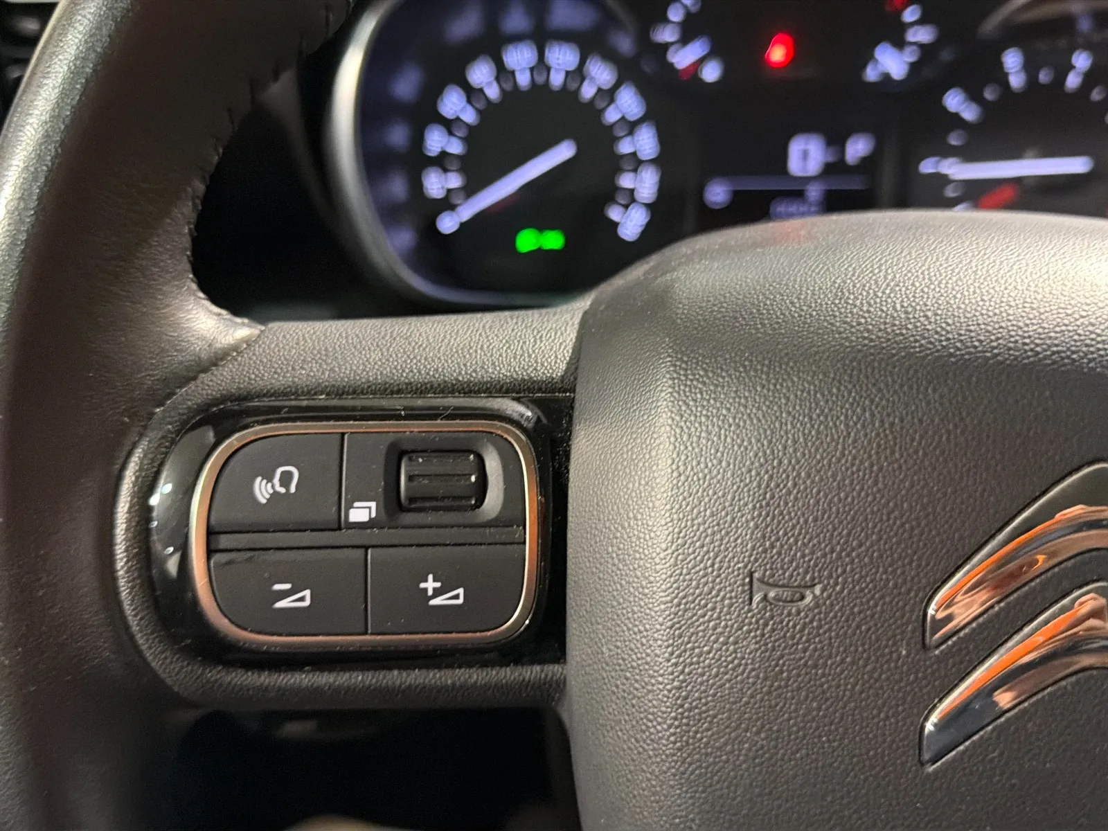 Citroën C3 Aircross PureTech EAT6 Shine Pack - foto 8