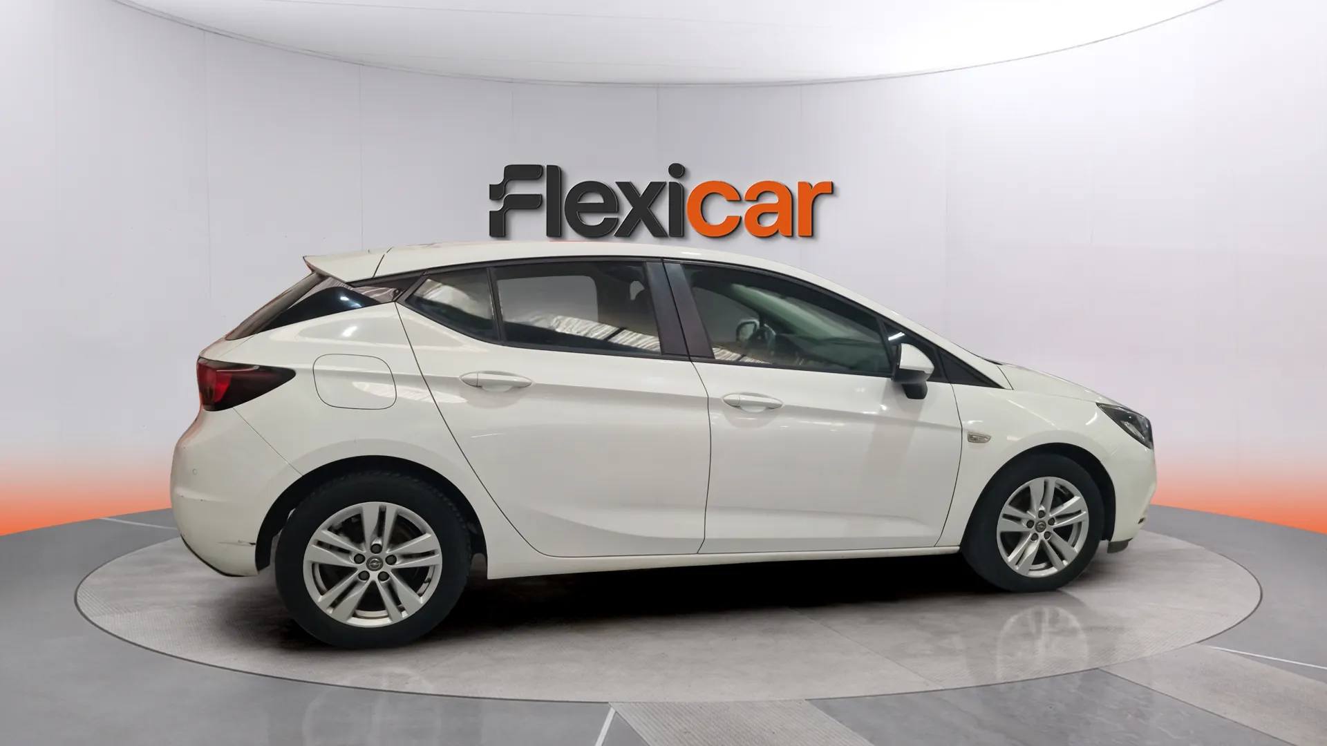Opel Astra 1.6 CDTi Selective - foto 3