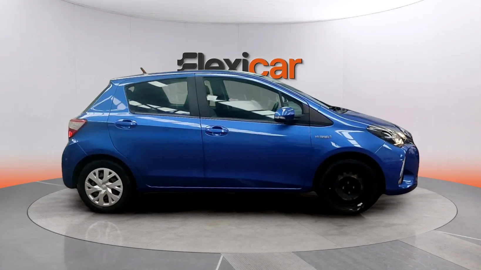 Toyota Yaris 1.5 100H Advance - foto 5
