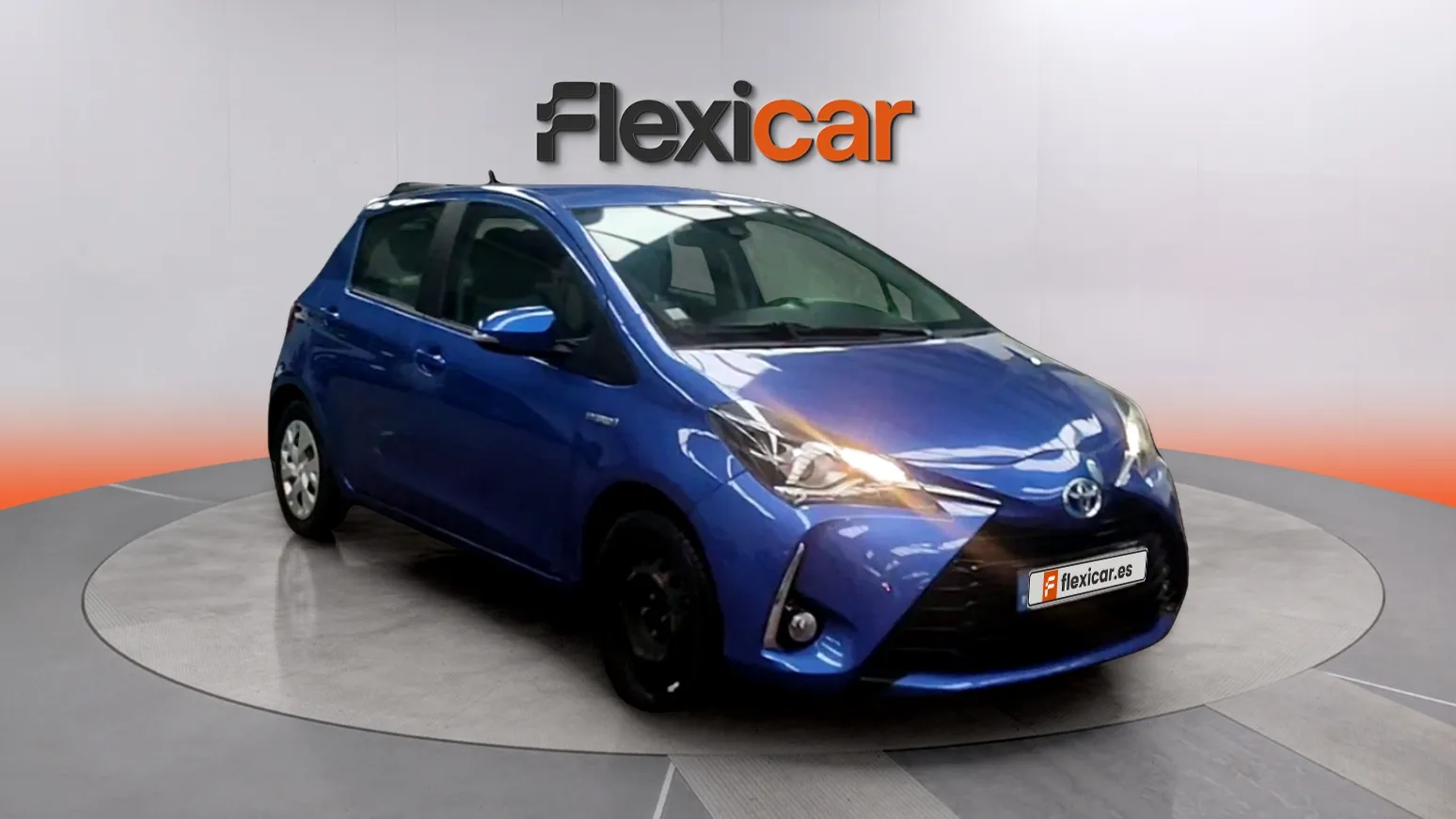 Toyota Yaris 1.5 100H Advance - foto 1