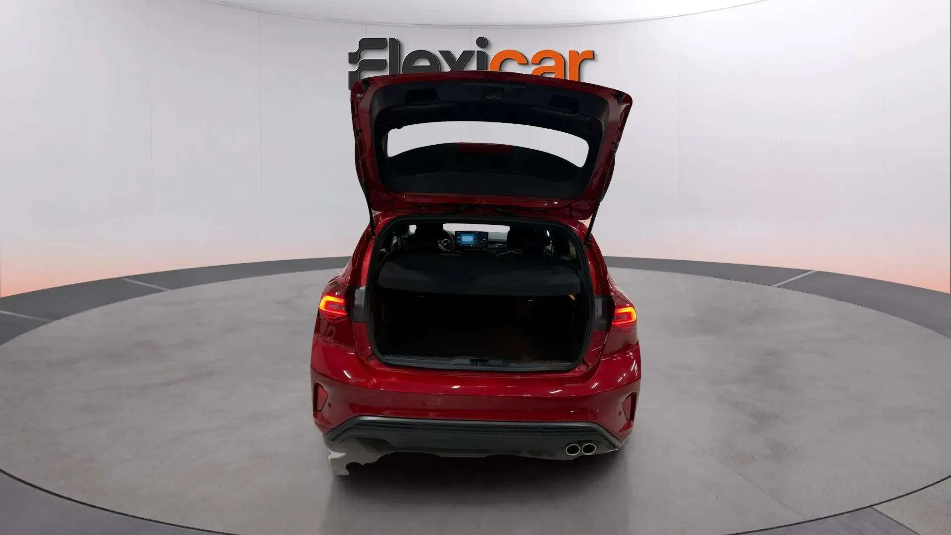 Ford Focus 1.0 EcoBoost MHEV Active - foto 8