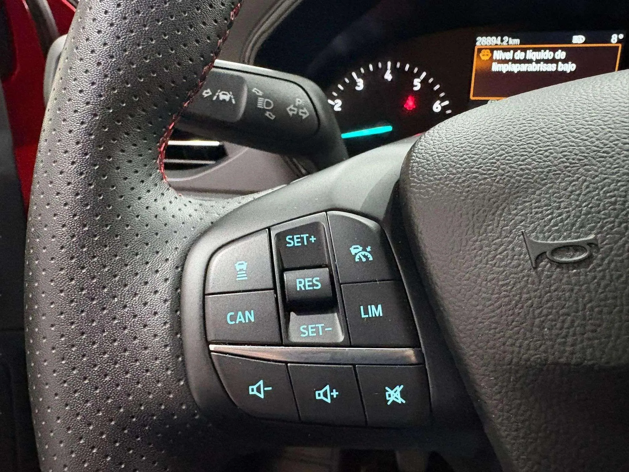 Ford Focus 1.0 EcoBoost MHEV Active - foto 12
