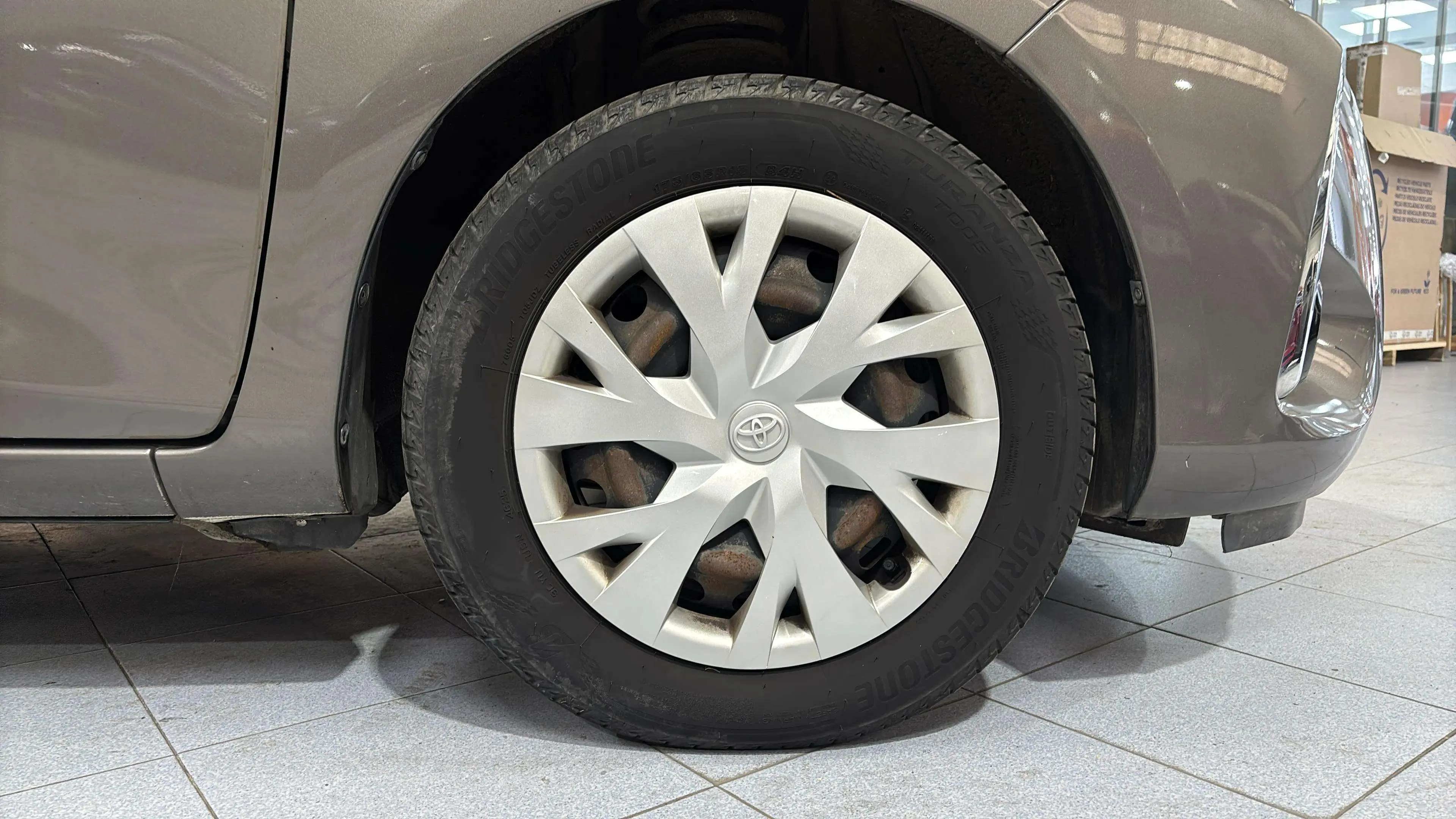 Toyota Yaris 1.5 100H Active - foto 27