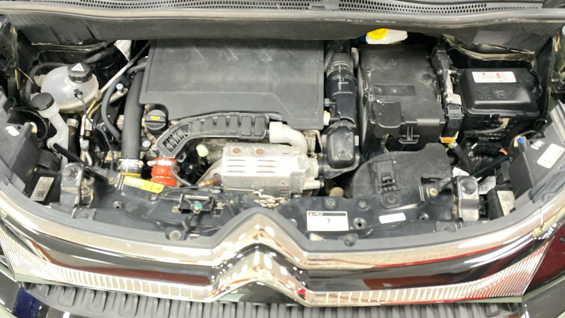 Citroën C3 Aircross PureTech EAT6 Shine Pack - foto 26