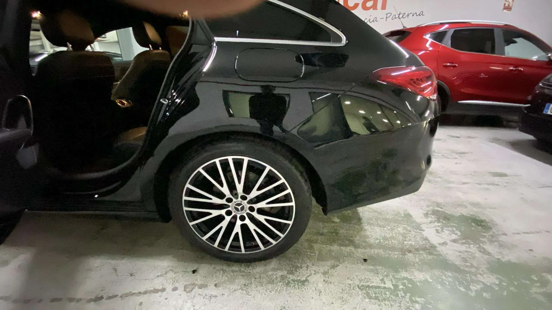 Mercedes-Benz CLA 200 D DCT Shooting Brake - foto 14