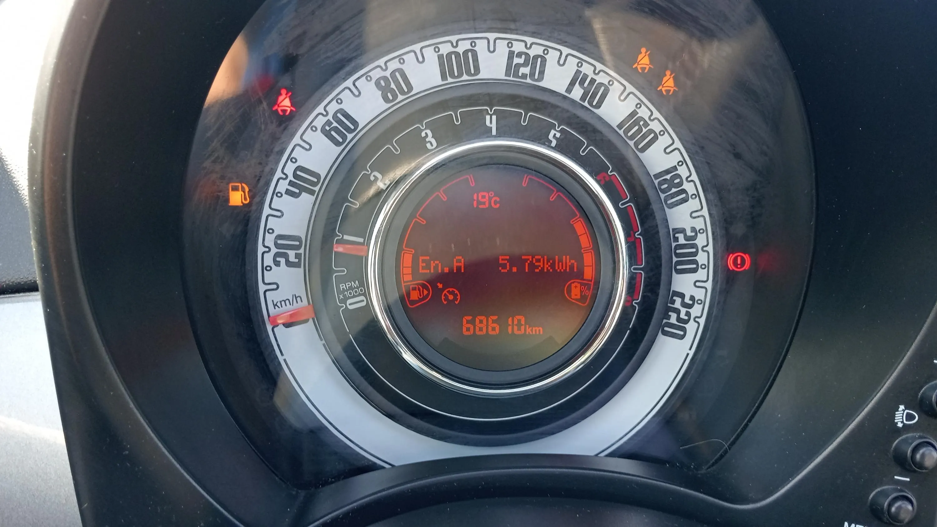 Fiat 500 Club 1.0 Hybrid - foto 16