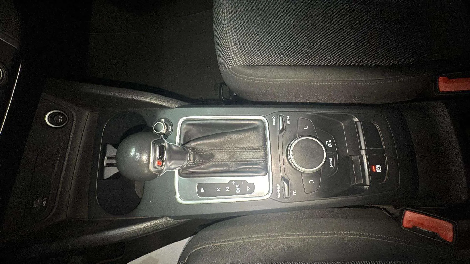 Audi Q2 Advanced 30 TDI S tronic - foto 19