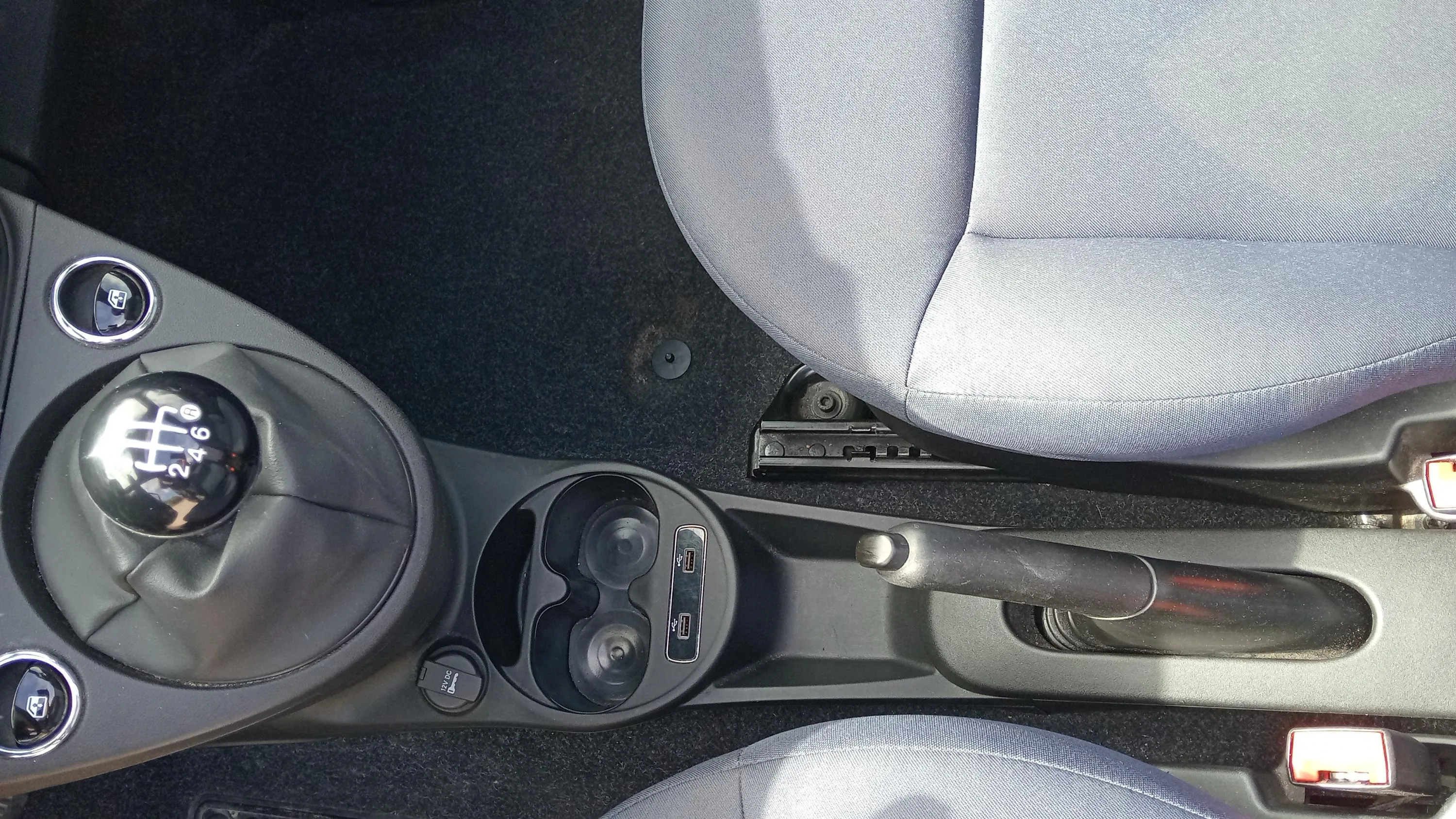 Fiat 500 Club 1.0 Hybrid - foto 17