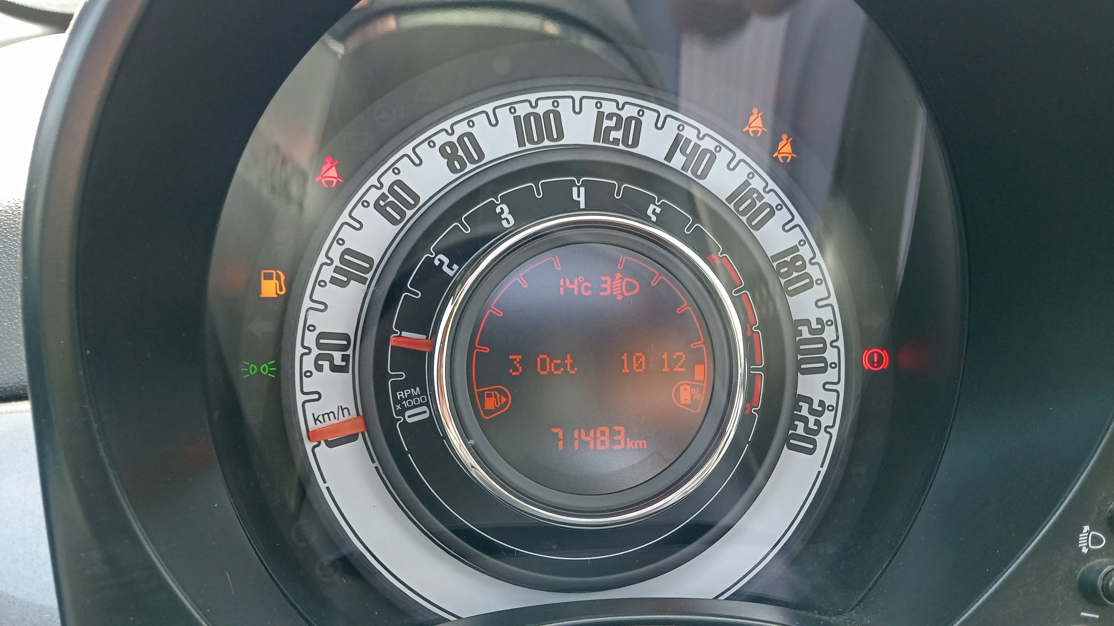 Fiat 500 Club 1.0 Hybrid - foto 18