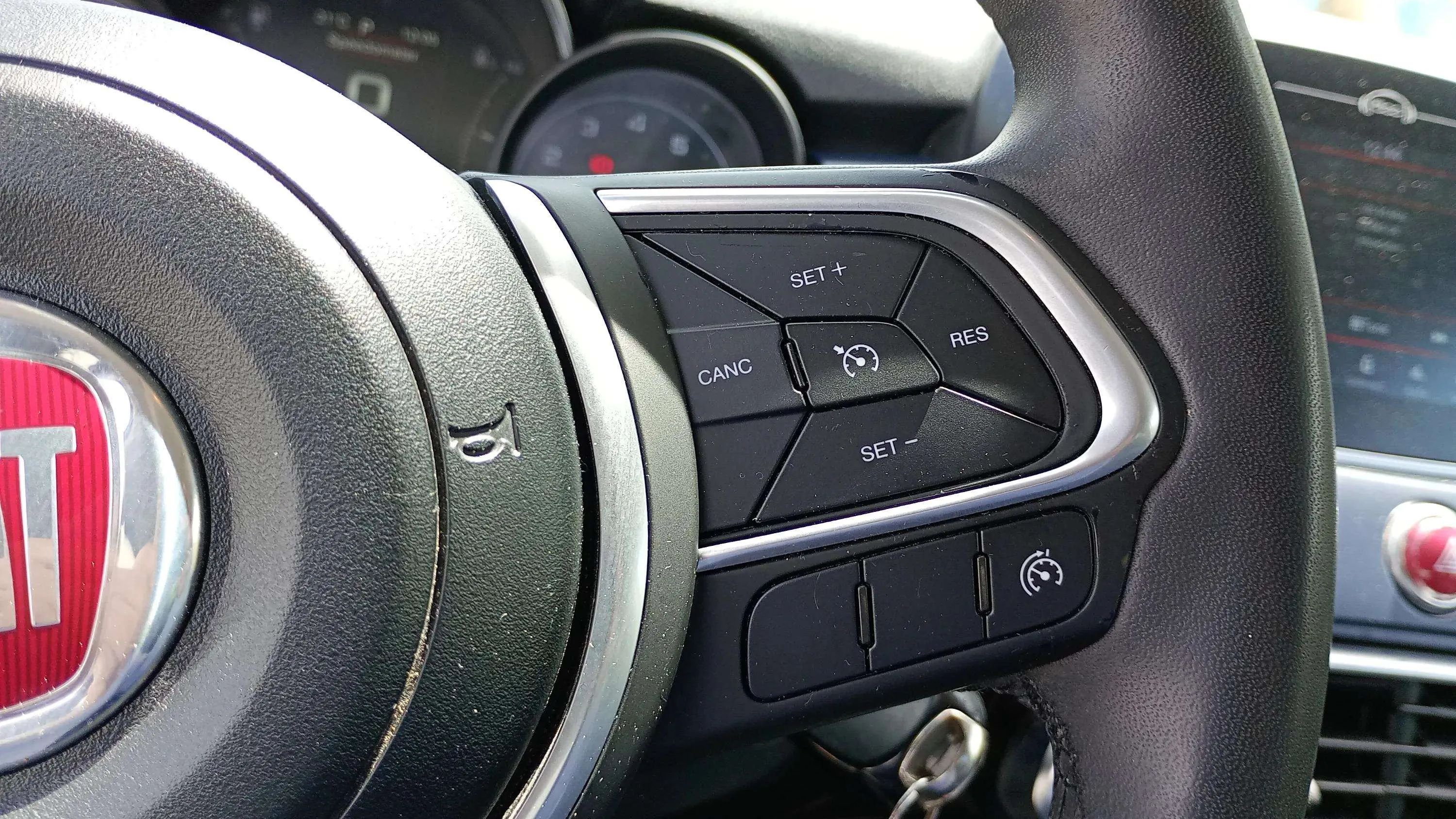 Fiat 500X Club 1.5 Hybrid DCT - foto 11