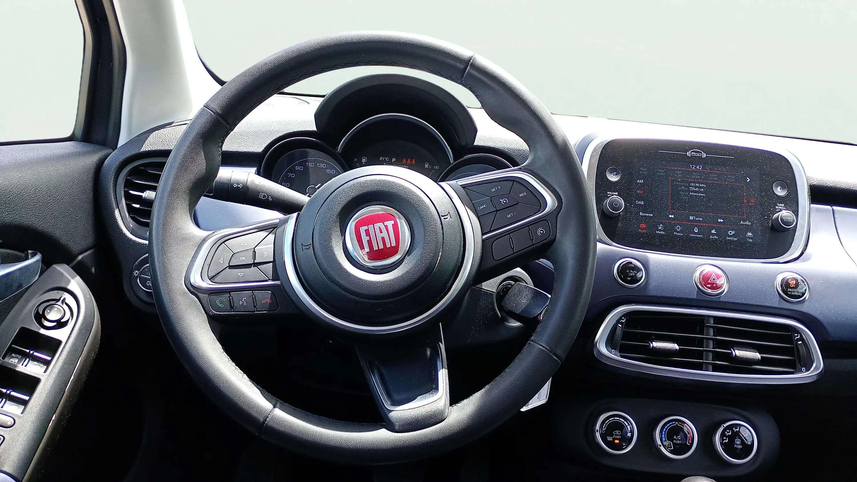 Fiat 500X Club 1.5 Hybrid DCT - foto 13