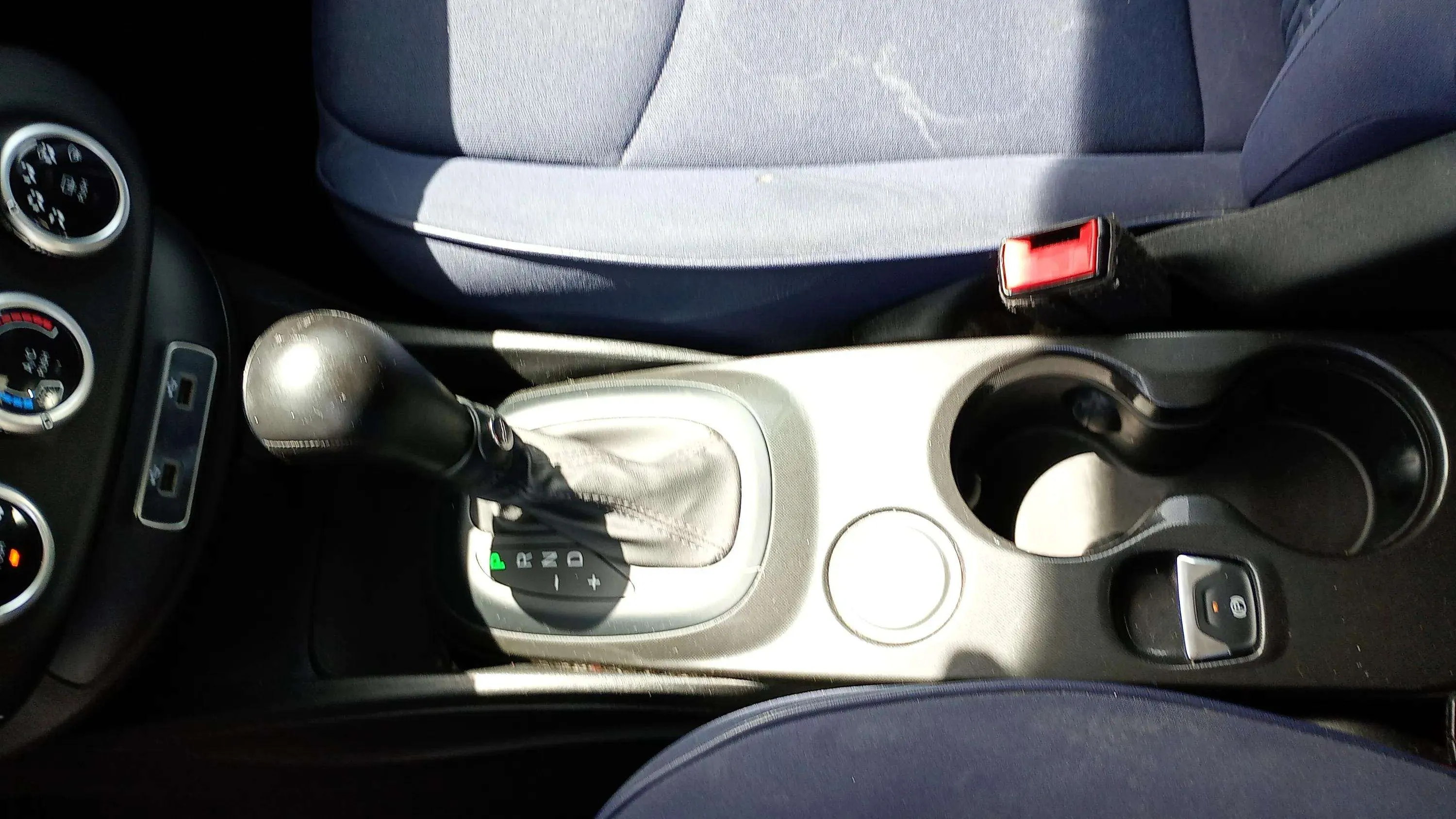 Fiat 500X Club 1.5 Hybrid DCT - foto 12