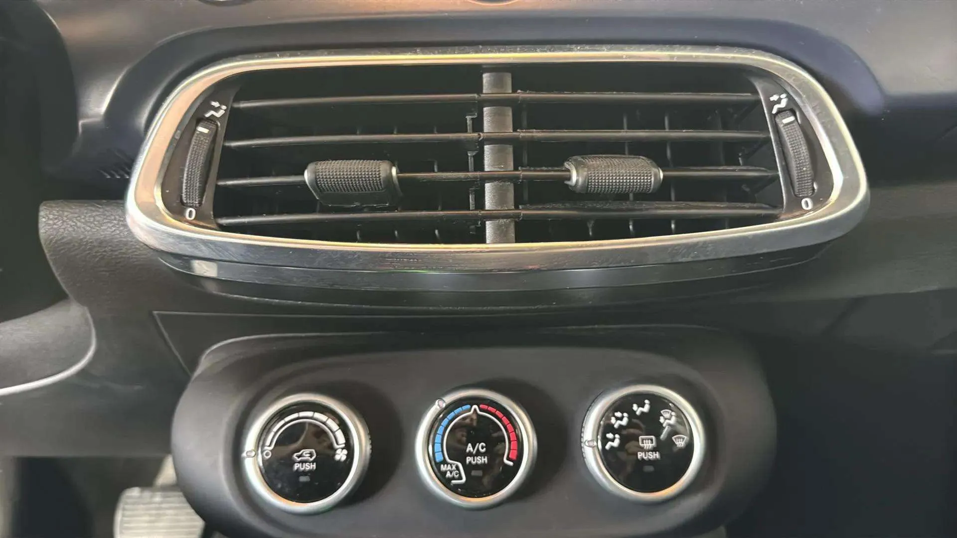 Fiat 500X Club 1.5 Hybrid DCT - foto 23
