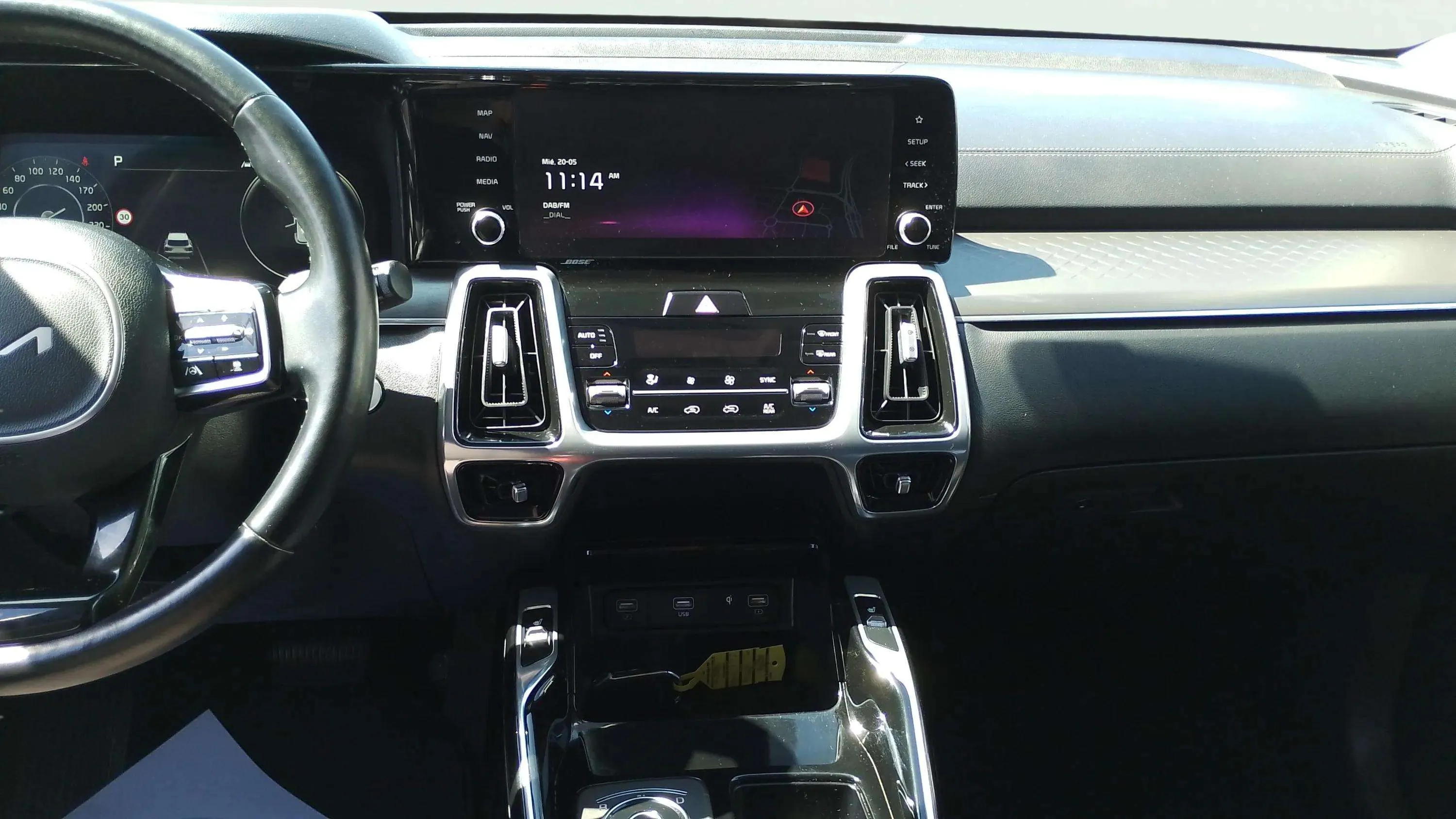 Kia Sorento 2.2 CRDi Emotion DCT 4x2 7pl - foto 11