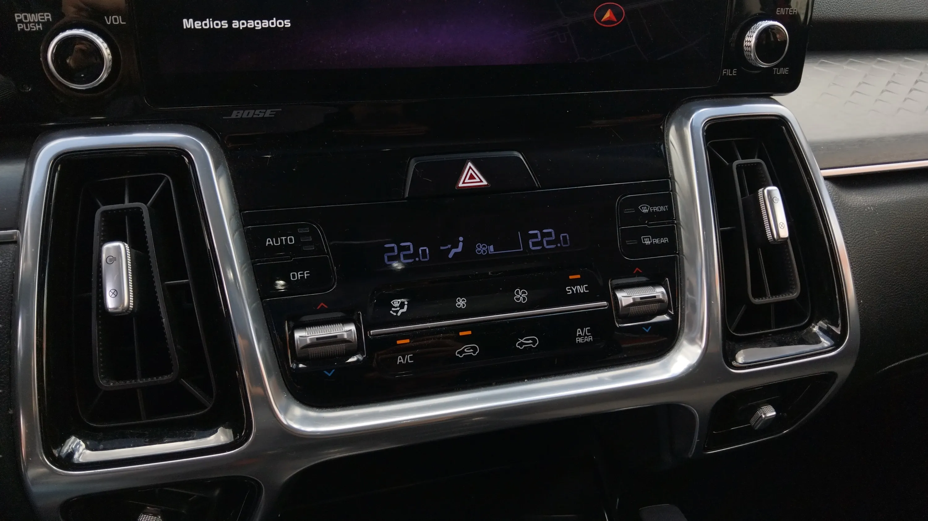 Kia Sorento 2.2 CRDi Emotion DCT 4x2 7 plazas - foto 19