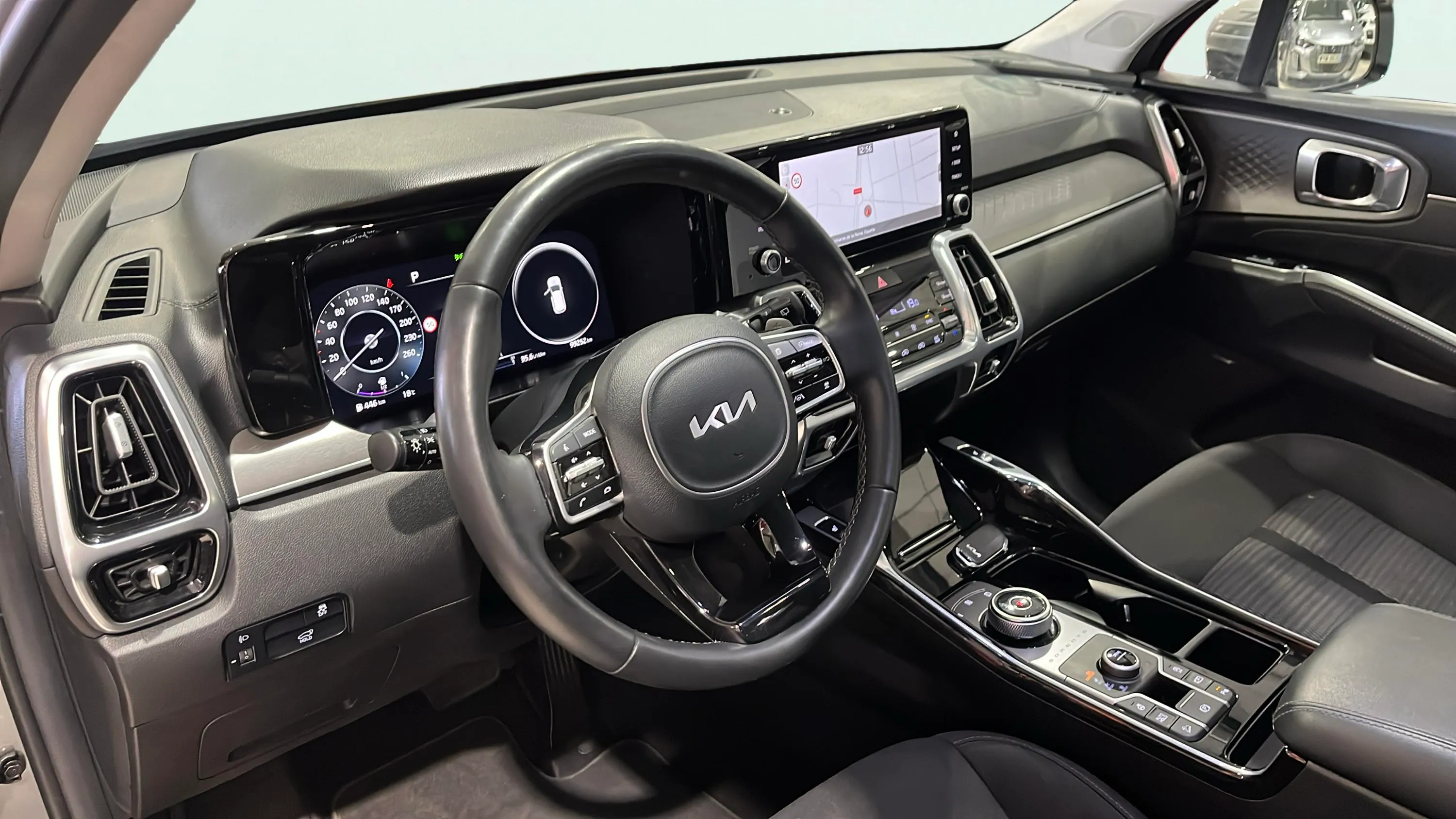 Kia Sorento 2.2 CRDi Emotion DCT 4x4 7pl - foto 11