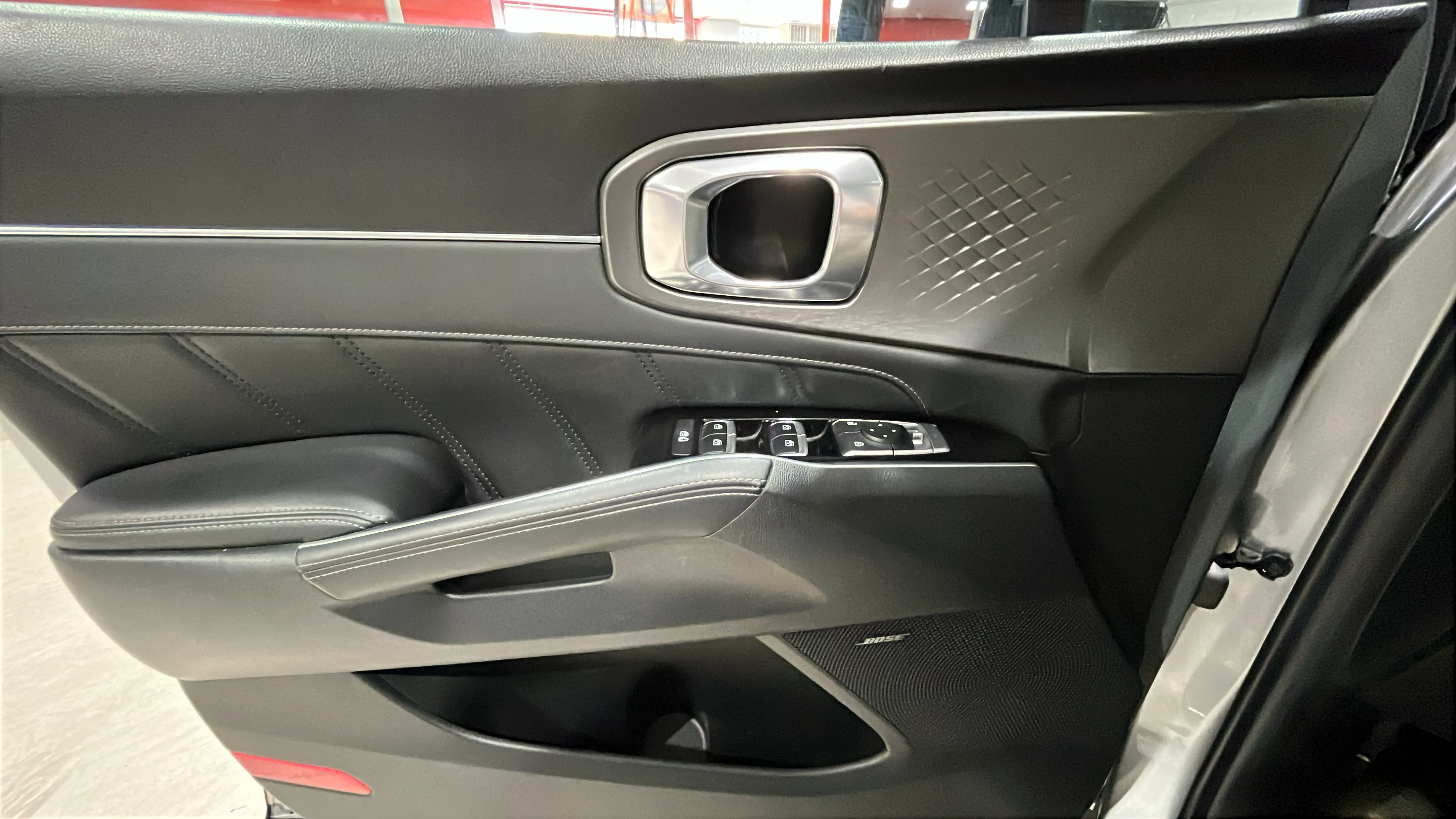 Kia Sorento 2.2 CRDi Emotion DCT 4x4 7pl - foto 16