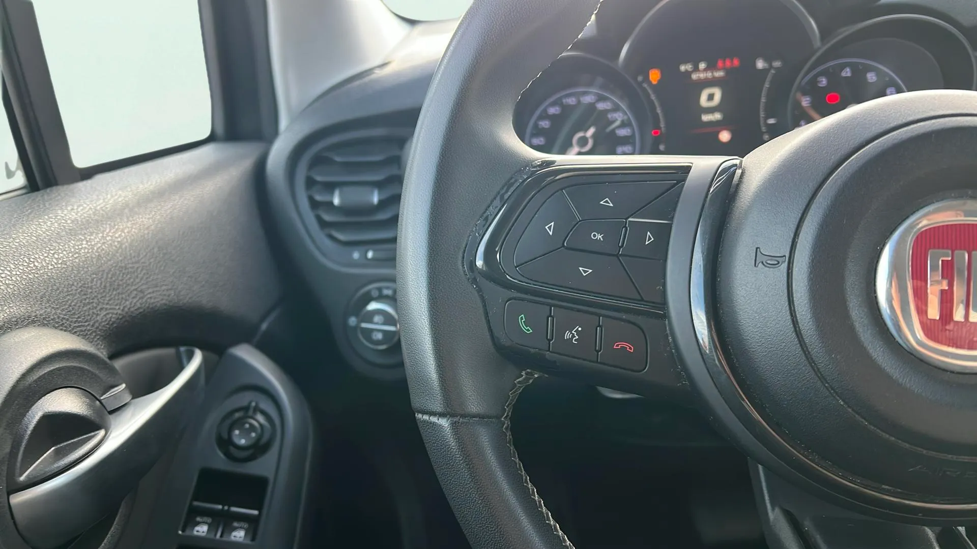 Fiat 500X Sport 1.5 Hybrid DCT - foto 12