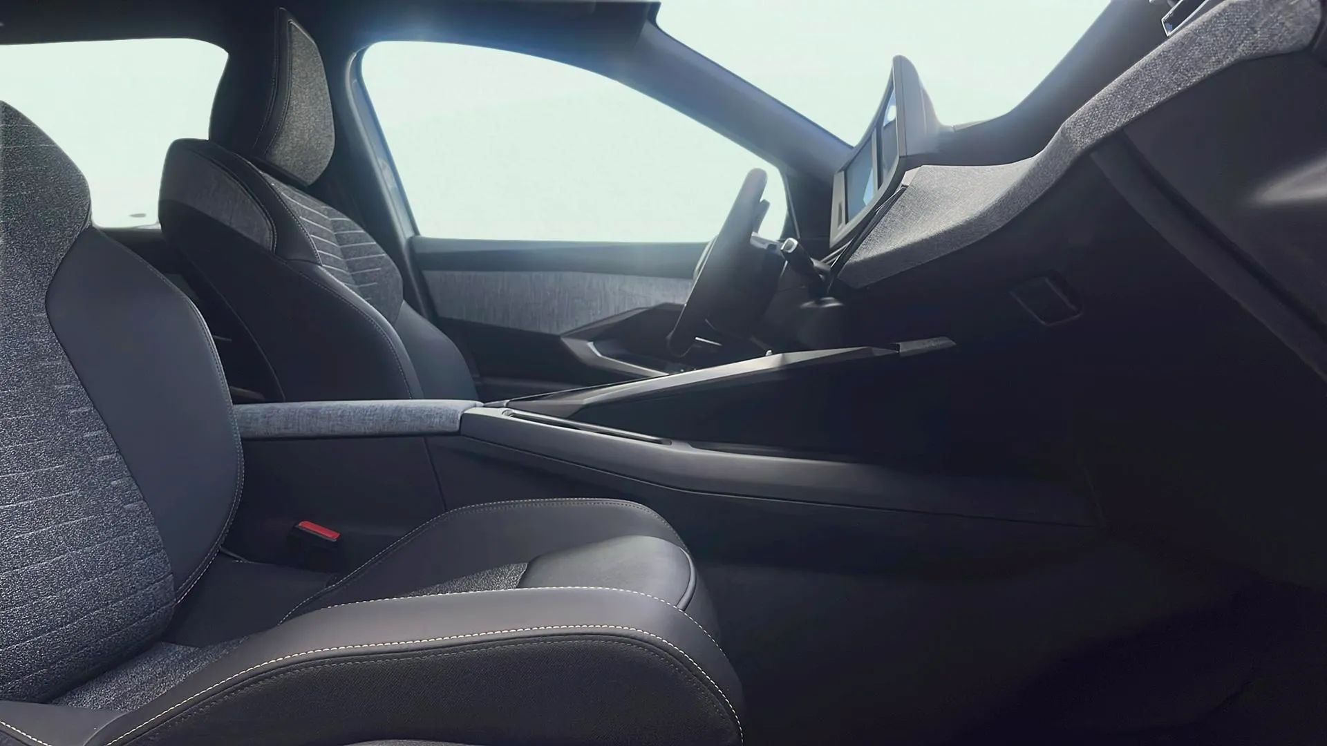 Peugeot 5008 1.2 Allure eDCS6 - foto 17