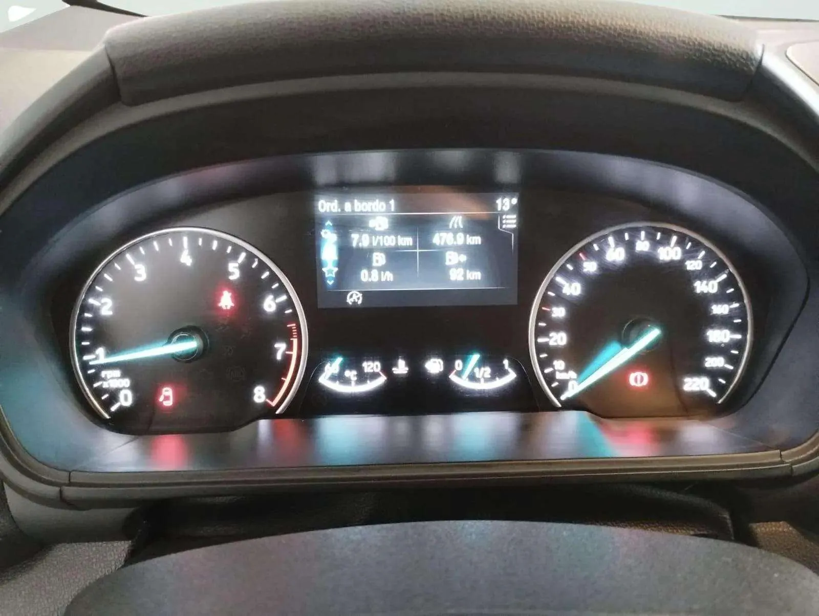 Ford EcoSport 1.0T EcoBoost ST Line - foto 22