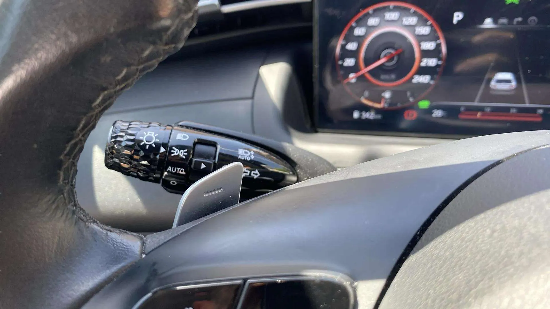 Hyundai Tucson 1.6 T-GDi HEV Maxx - foto 18
