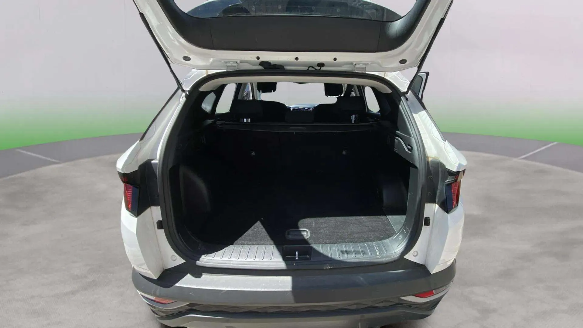 Hyundai Tucson 1.6 T-GDi HEV Maxx - foto 32