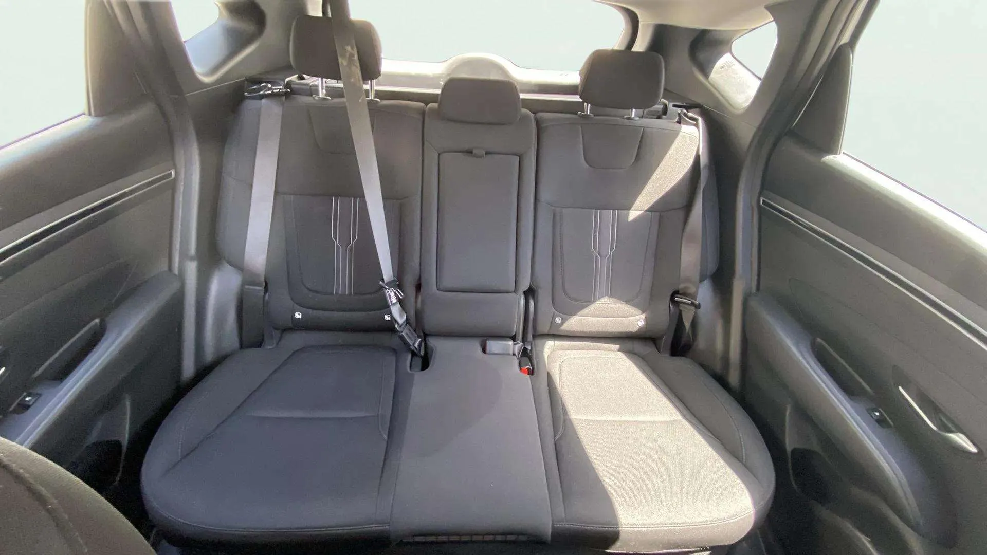 Hyundai Tucson 1.6 T-GDi HEV Maxx - foto 28