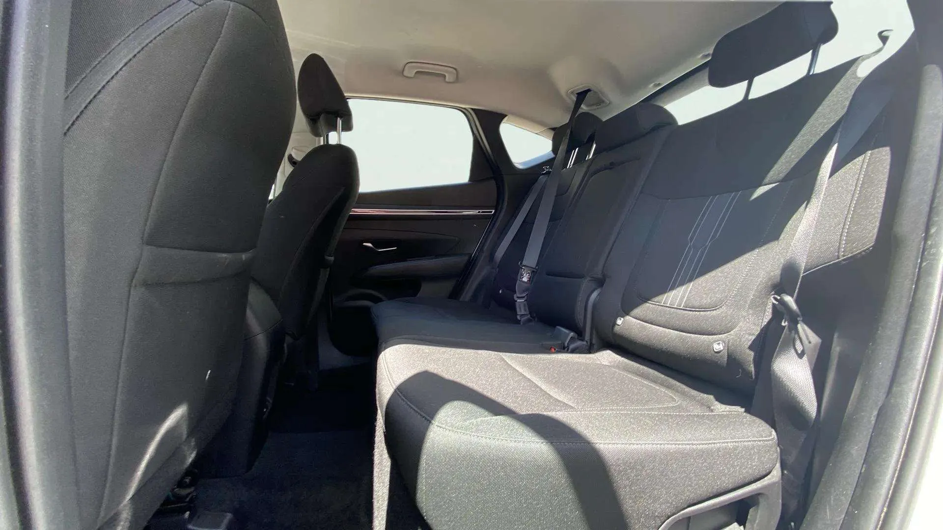 Hyundai Tucson 1.6 T-GDi HEV Maxx - foto 27