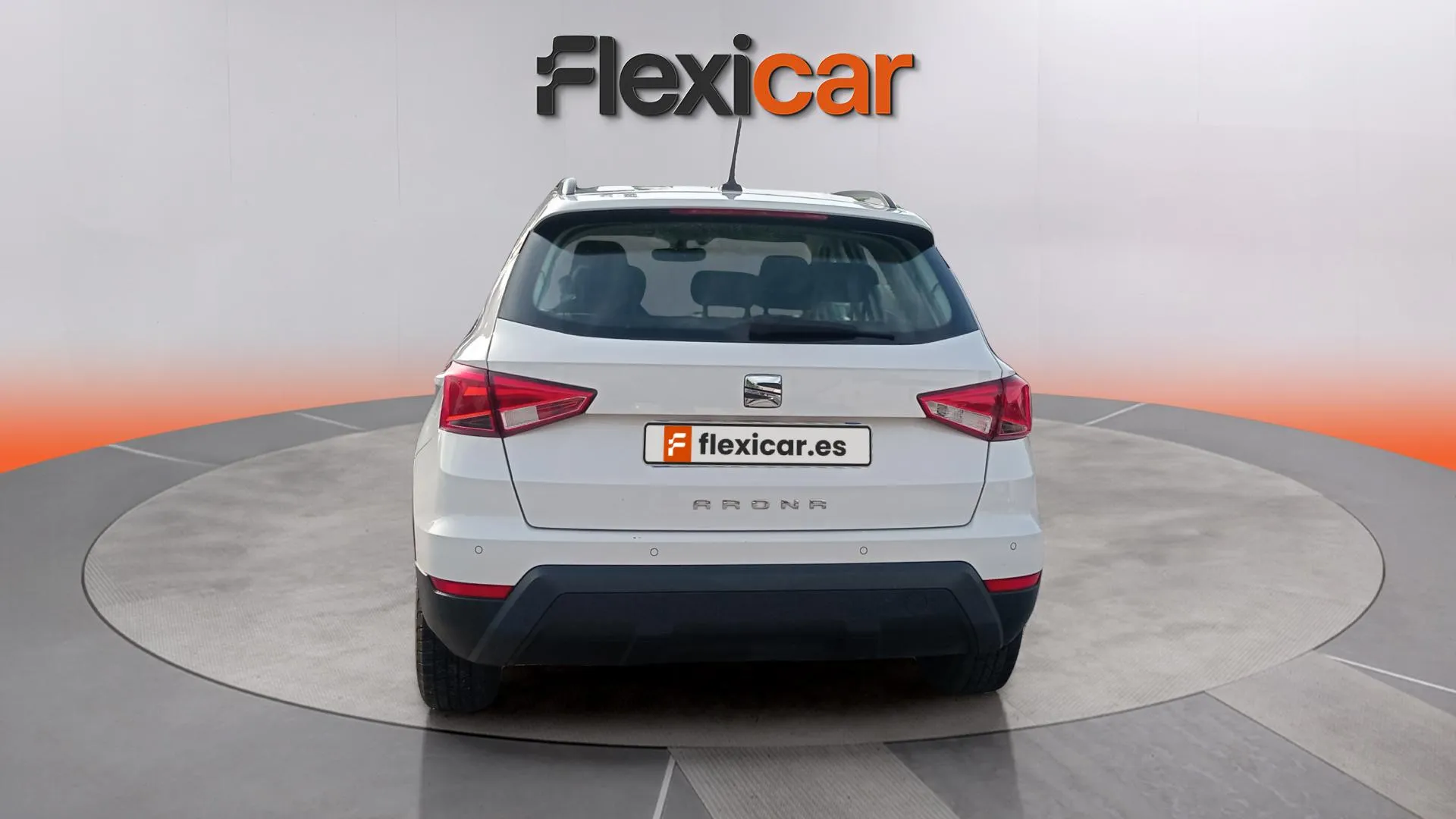 SEAT Arona 1.0 TSI DSG Style - foto 9