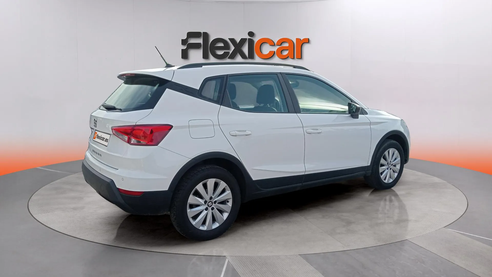 SEAT Arona 1.0 TSI DSG Style - foto 11