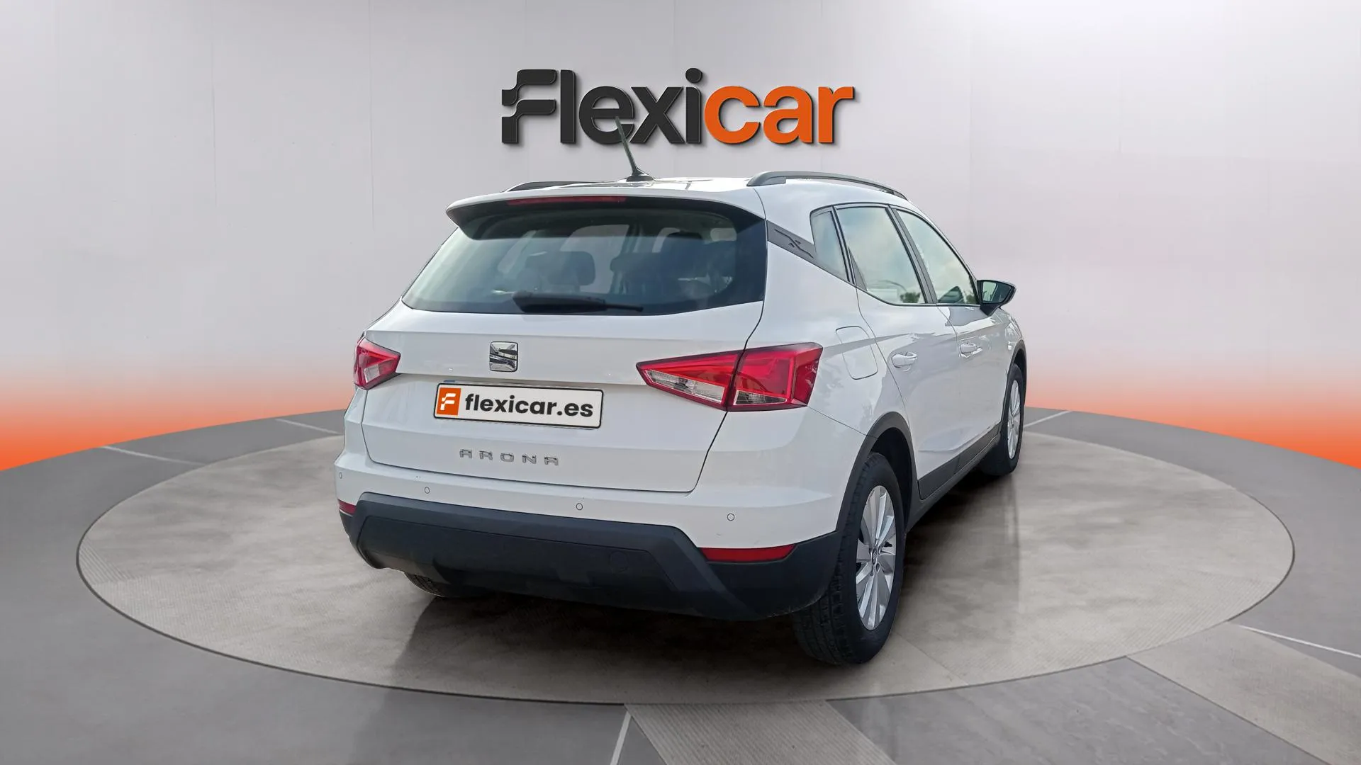 SEAT Arona 1.0 TSI DSG Style - foto 10